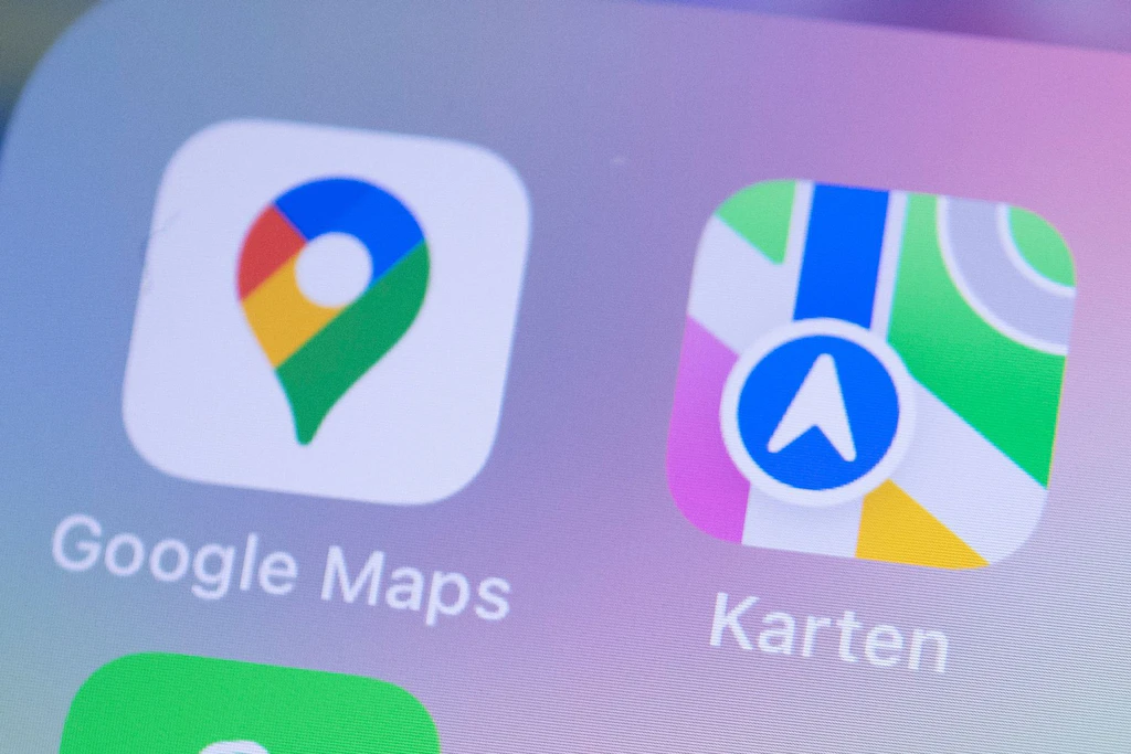 Nützliche Funktionen von Google Maps und Apple Karten