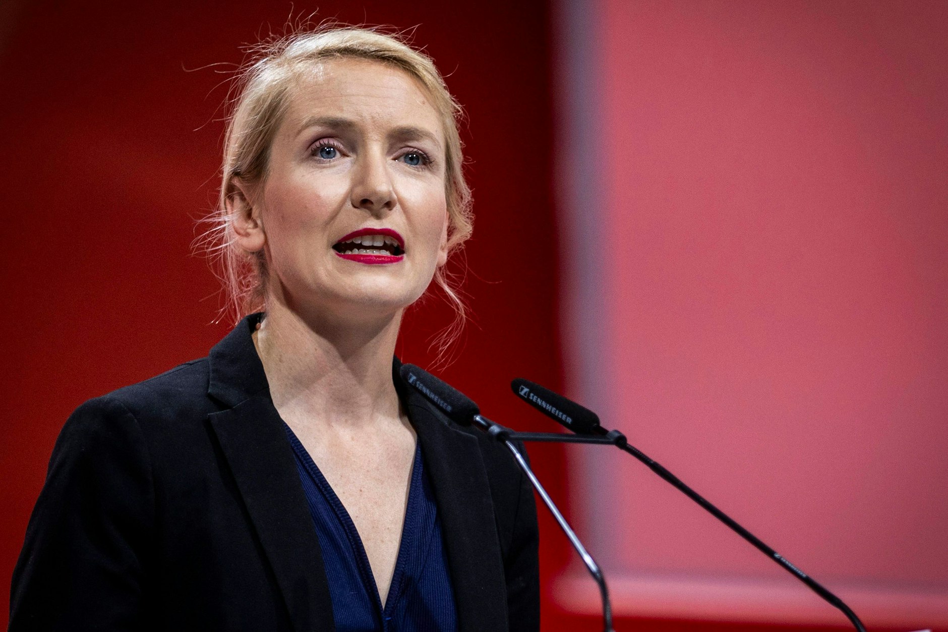 Ines Schwerdtner (Linke) reagiert auf die Vorwürfe gegen ihre Partei.