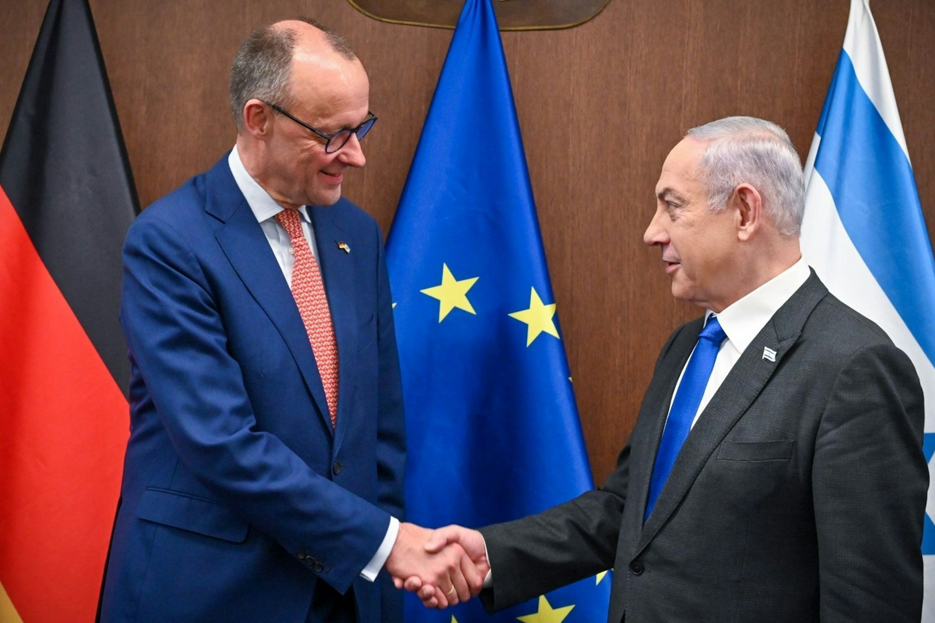 Friedrich Merz traf Benjamin Netanjahu im vergangenen Jahr während des Bundestagswahlkampfs in Israel.