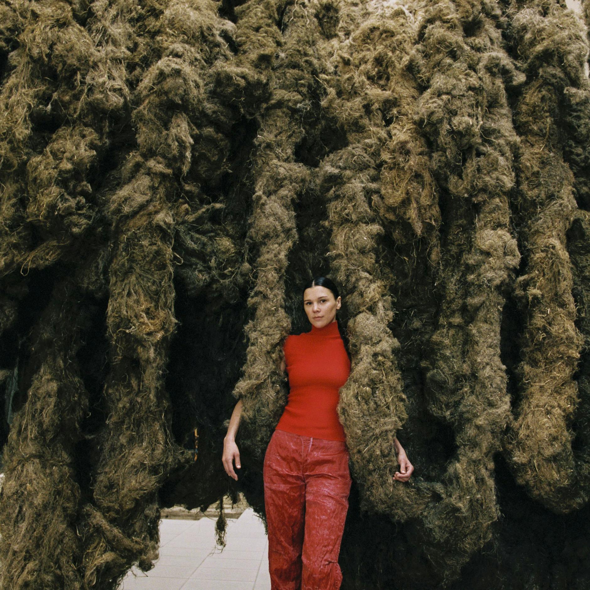 Image - Mythische Gewächse von Klára Hosnedlová: Warum es im Hamburger Bahnhof nach Riesengebirge duftet