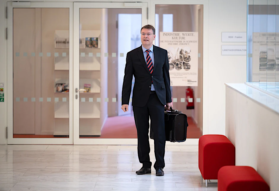 Sven Hornauf (BSW) wird aus allen Ausschüssen des Brandenburger Landesparlaments abberufen.