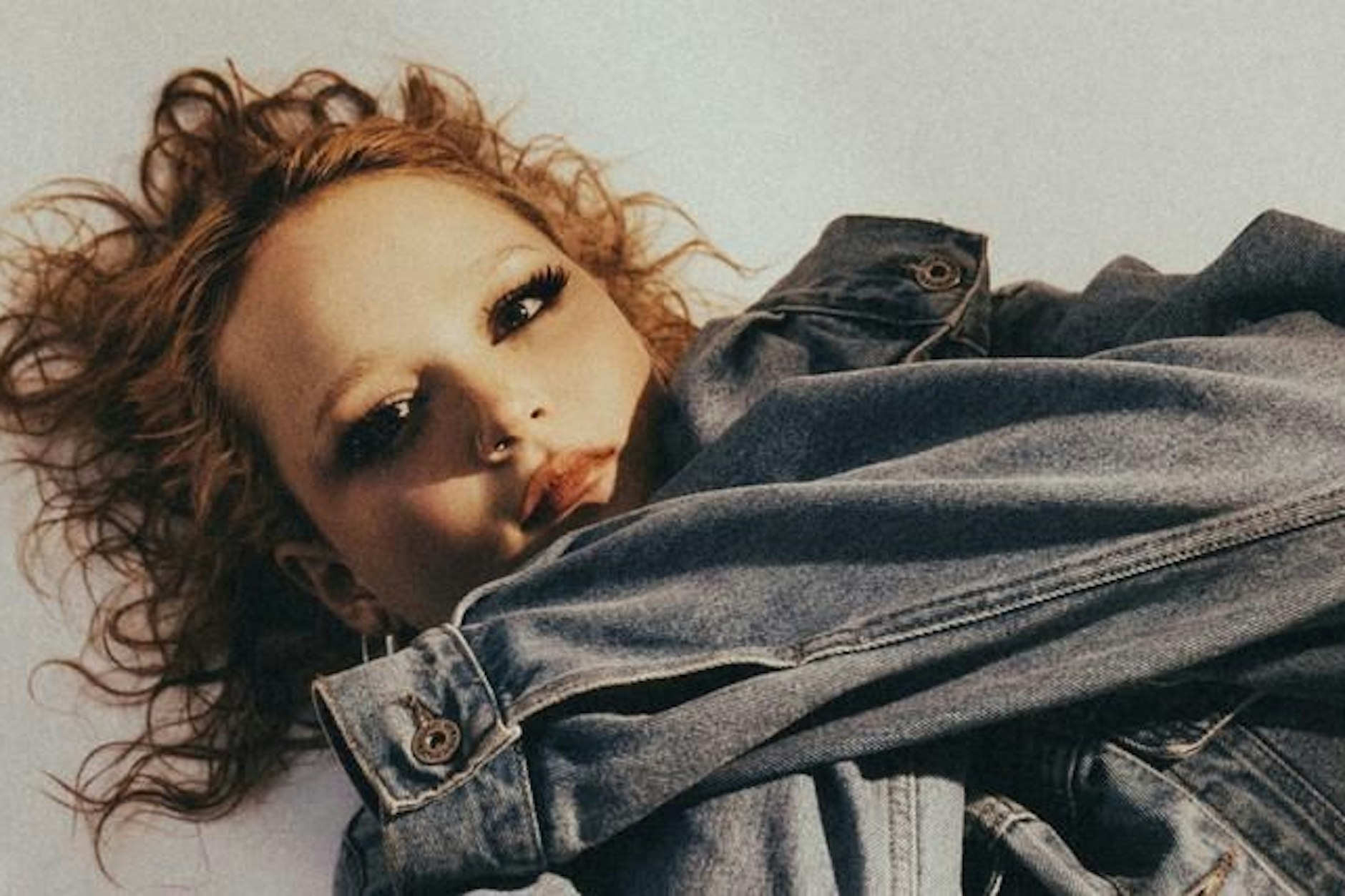 Die Berlinerin Liska singt über Magerwahn und Essstörungen.