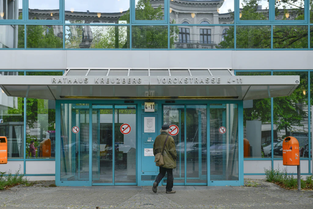 “Sonunda randevu olmadan!” – Berlin Vatandaşları Ofisleri Denemeye Başlıyor