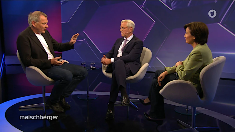 Jan van Aken (Linke) und Norbert Röttgen (CDU) diskutieren bei Maischberger in der ARD.