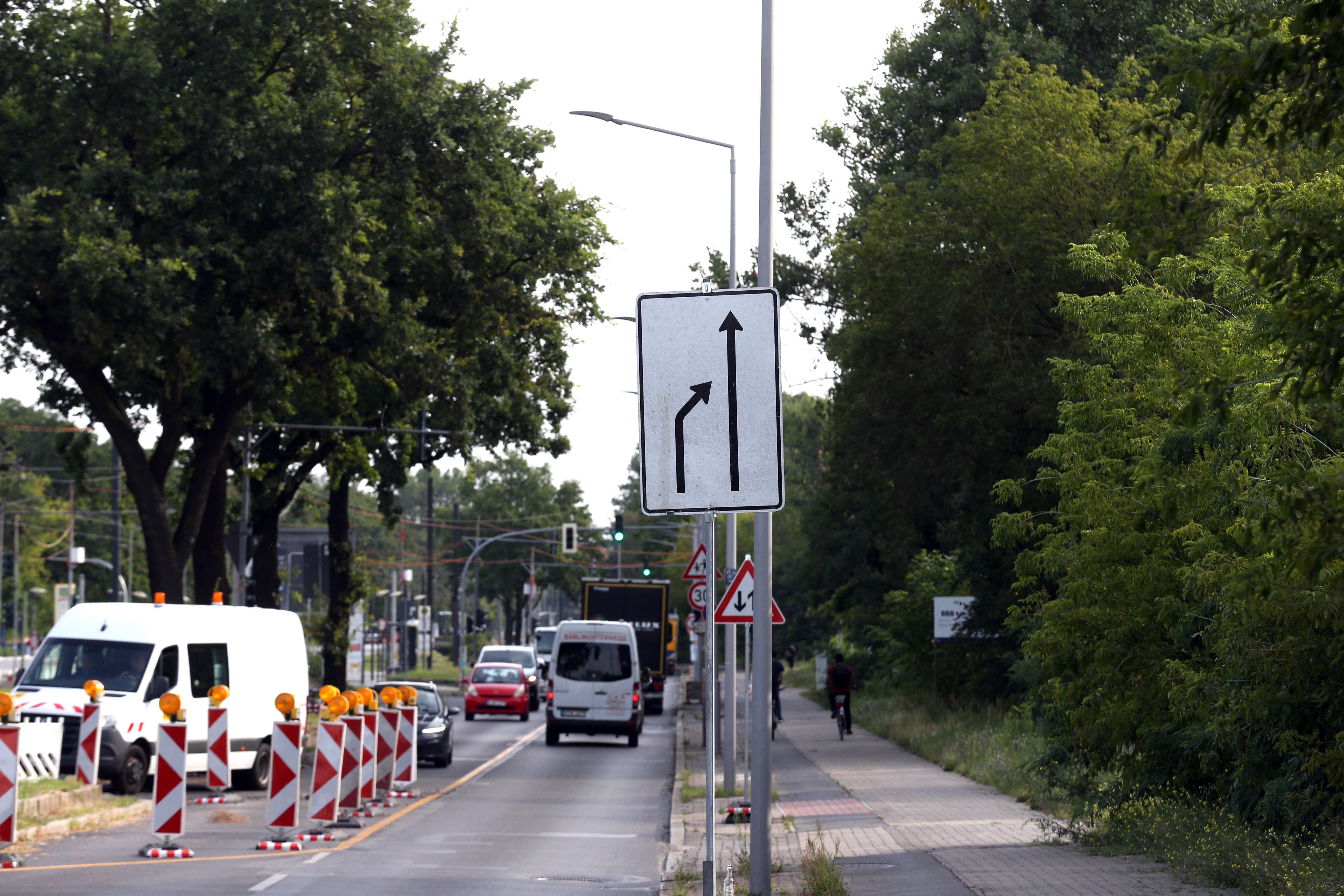 Treptow-Köpenick: Bauarbeiten an der Treskowallee dauern länger
