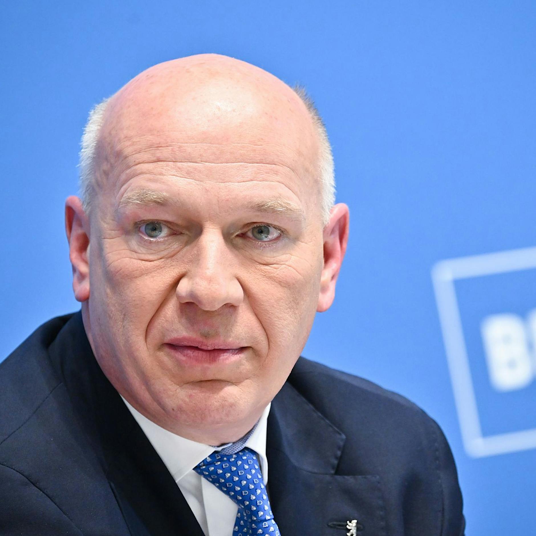 Für diesen Satz erntet Kai Wegner Spott: „Die Verwaltungsreform ist eine historische Chance für Berlin“