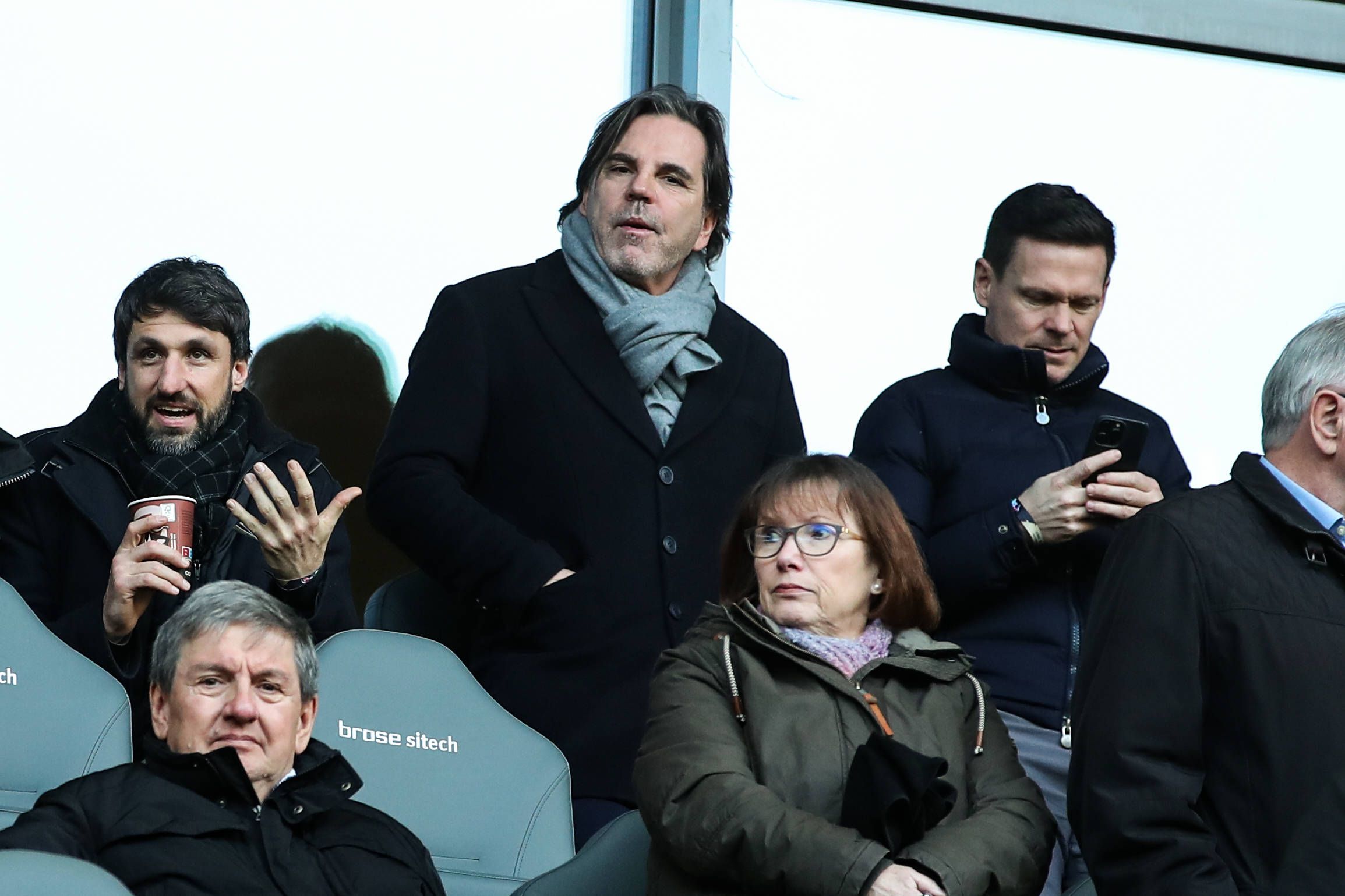 Image - Ein Elefant in der Branche