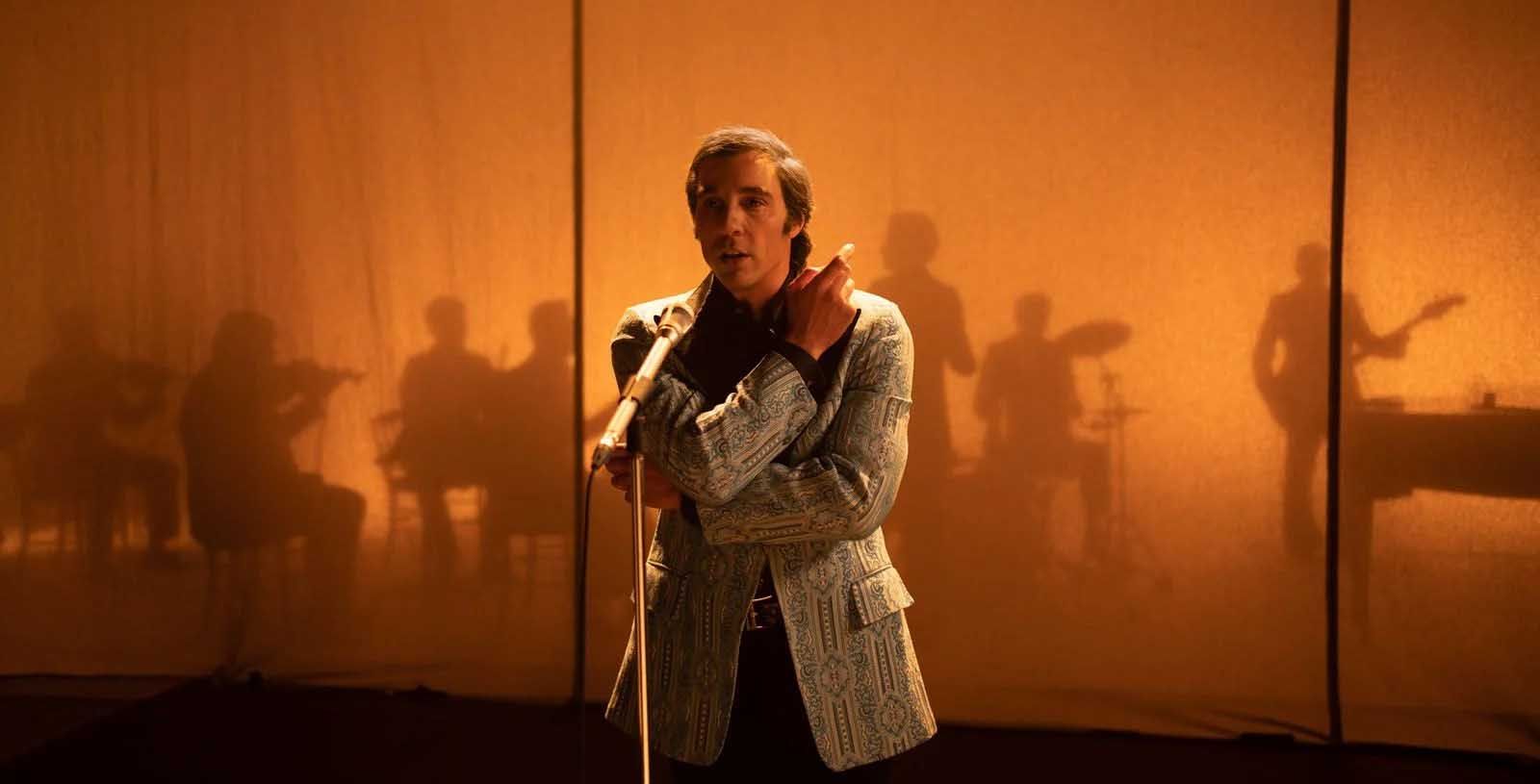 Image - „Monsieur Aznavour“: Manchmal soll es einfach schön sein – Filmkritik