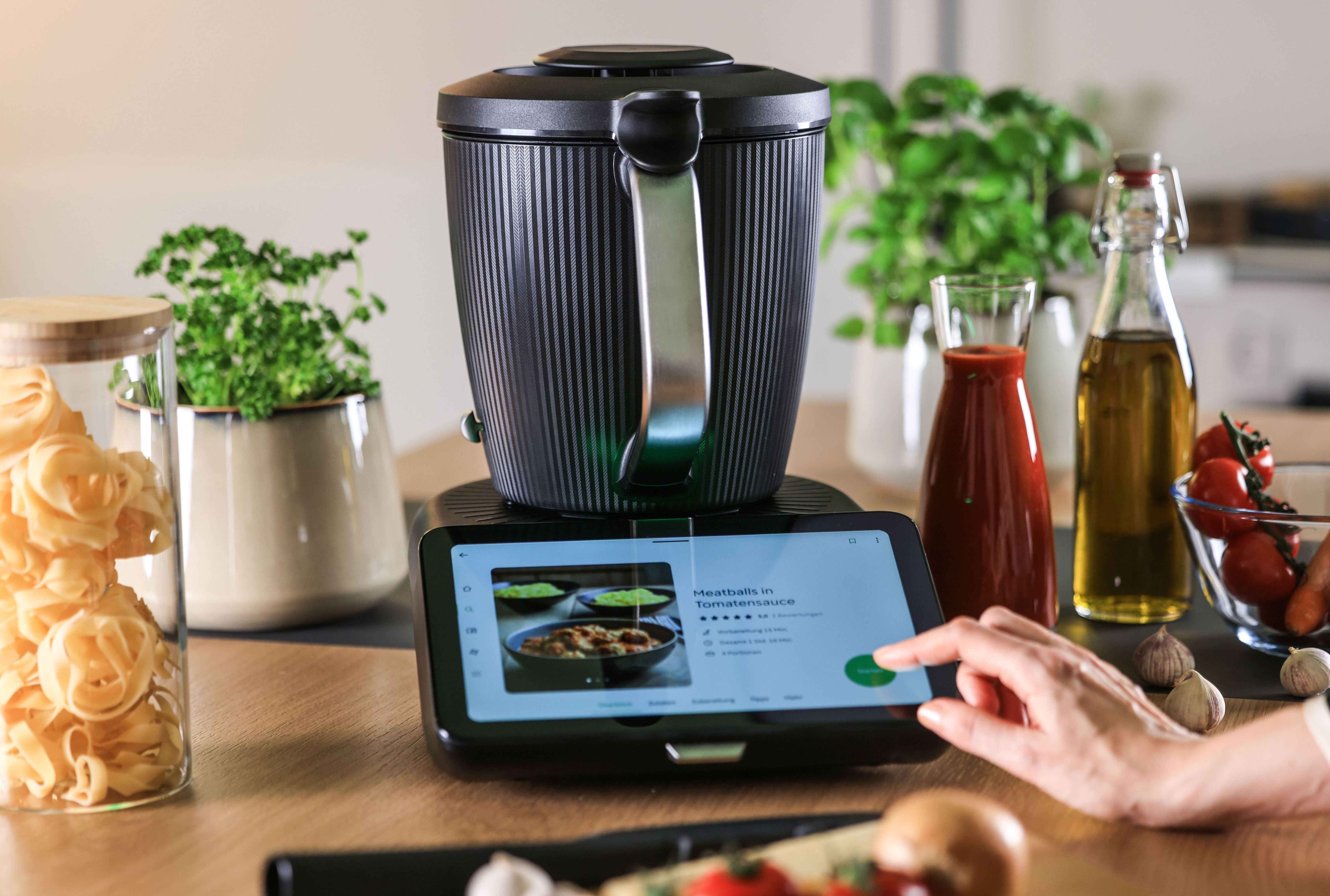 Das gab‘s zuletzt beim Trabi: Irrelange Wartezeit auf neuen Thermomix!