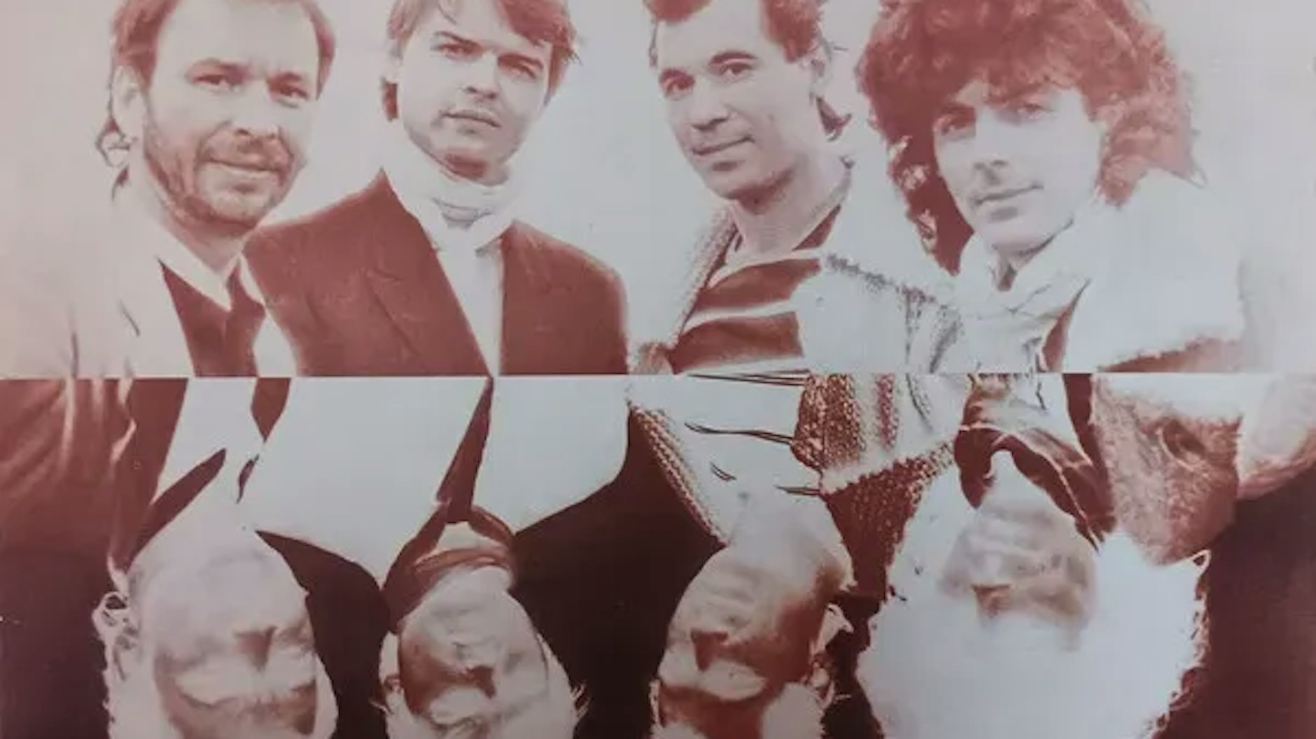 „Kopf oder Zahl“ hieß das erste Album von NO 55, das 1983 erschien. Auf dem Cover ist links noch Herbert Junck als Schlagzeuger zu sehen. Er ging später zu Silly, starb 2005)