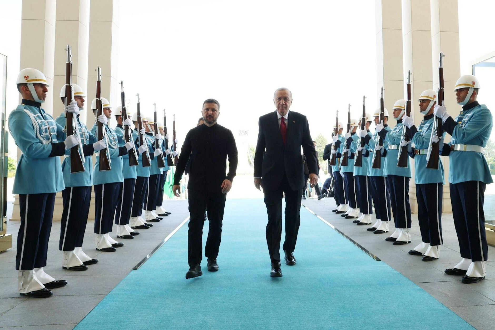 Etwa eine Flugstunde von Istanbul entfernt, in der türkischen Hauptstadt Ankara, trafen sich am Donnerstag Präsident Recep Tayyip Erdogan und sein ukrainischer Amtskollege Wolodymyr Selenskyj.