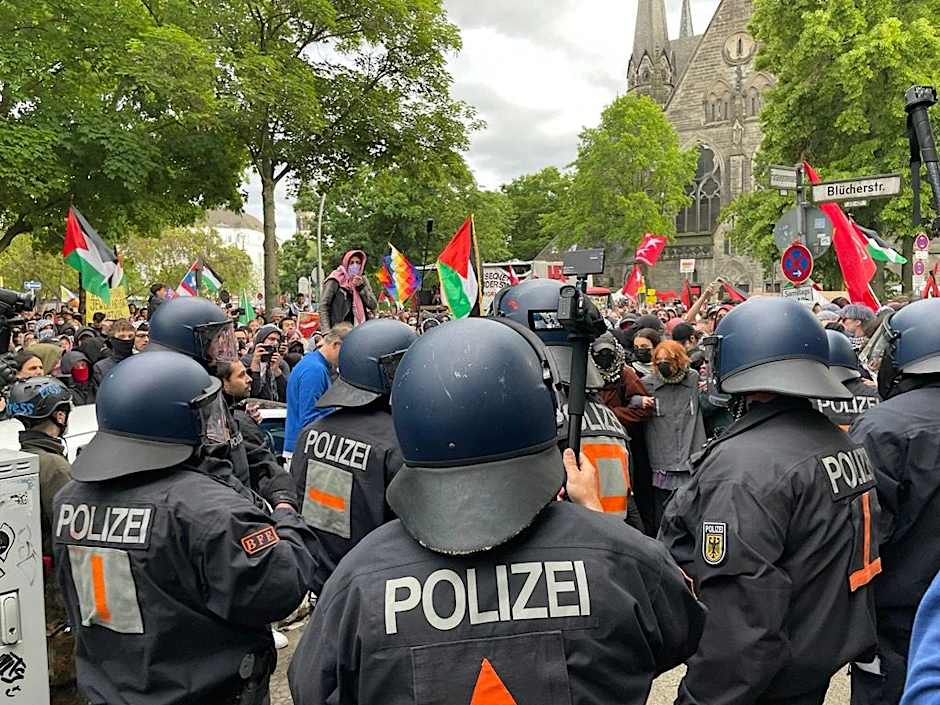 Bei der Nakba-Demo wurden mindestens zehn Personen verletzt.
