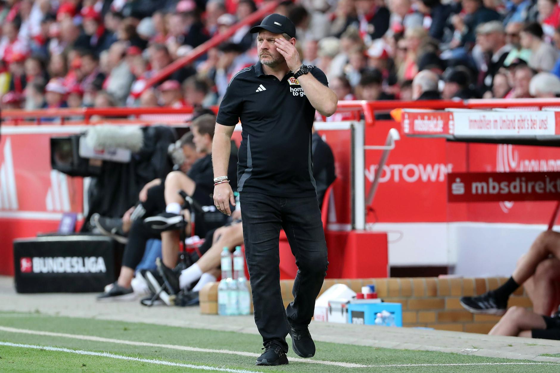 Das 0:3 im letzten Heimspiel gegen Heidenheim sorgte bei Union-Coach Steffen Baumgart für viel Frust. In Augsburg sollen wieder Punkte her.