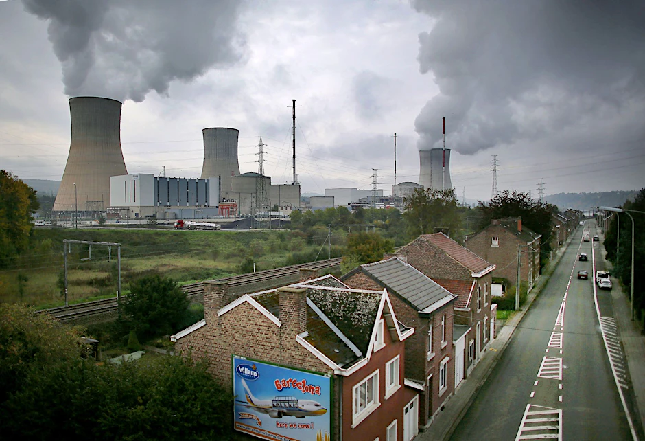 Das Atomkraftwerk Tihange. Seit dieser Woche steht fest: Es bleibt aktiv.