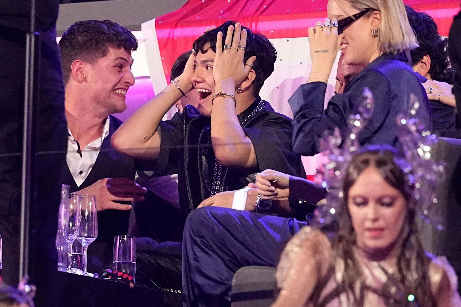 Platz 1 für Österreich: JJ (Mitte) mit „Wasted Love“