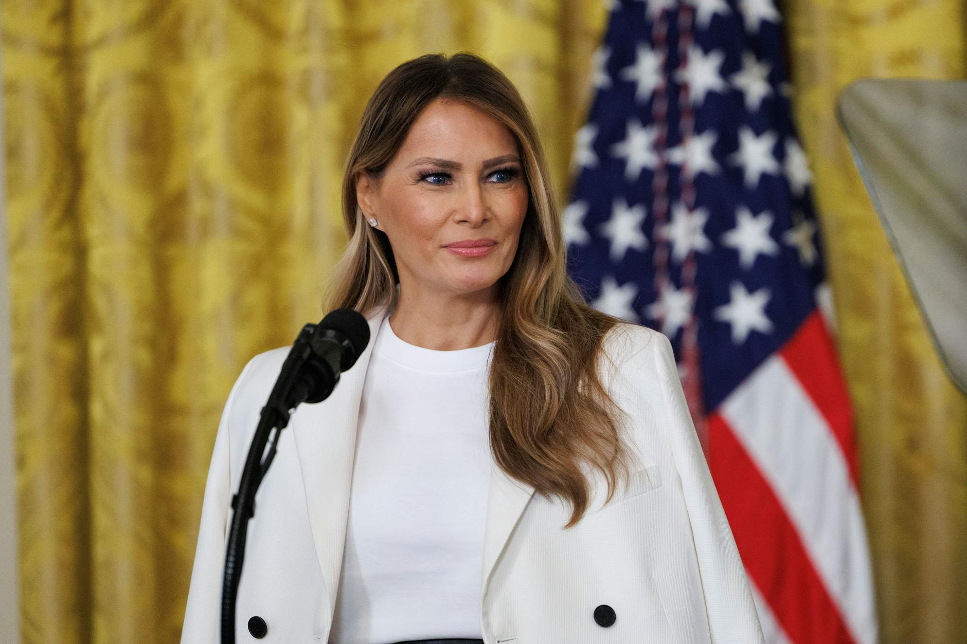 US-Präsidentengattin Melania Trump hat mit ihrer Statue in Slowenien kein Glück.