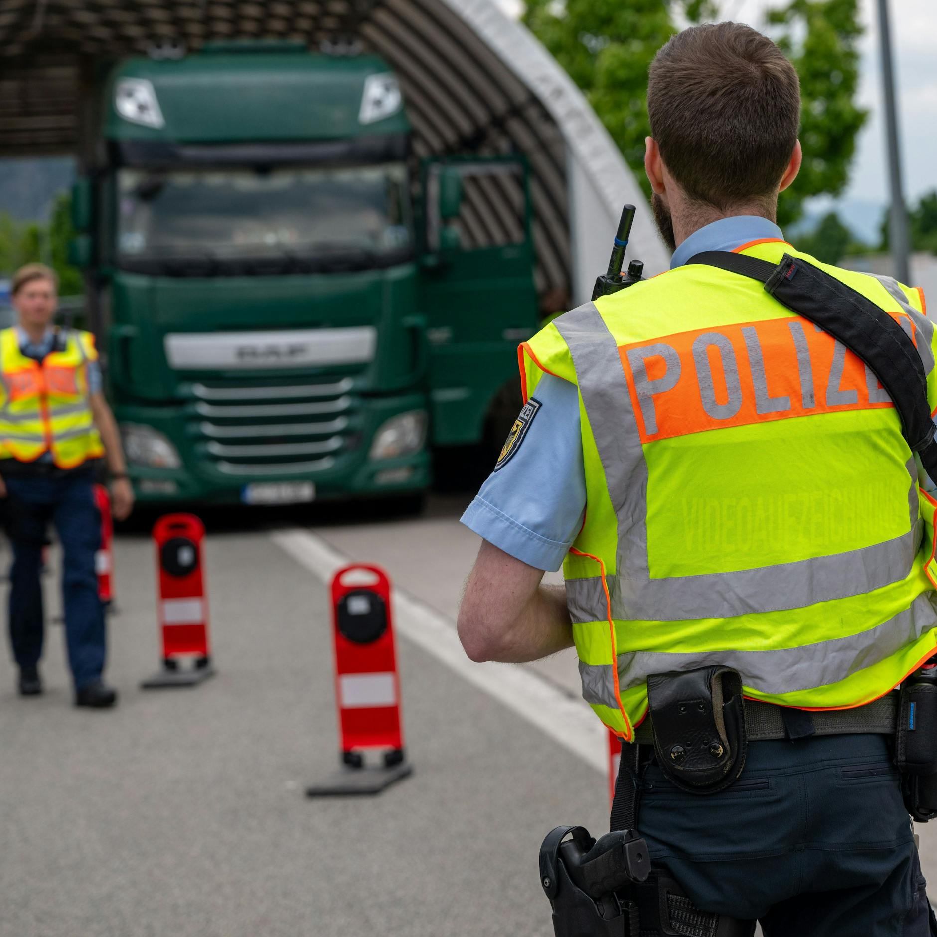 Image - Wegen Merz’ Grenzkontrollen: Ohne dieses Dokument dürfen Sie im Flixbus nicht mehr mitfahren