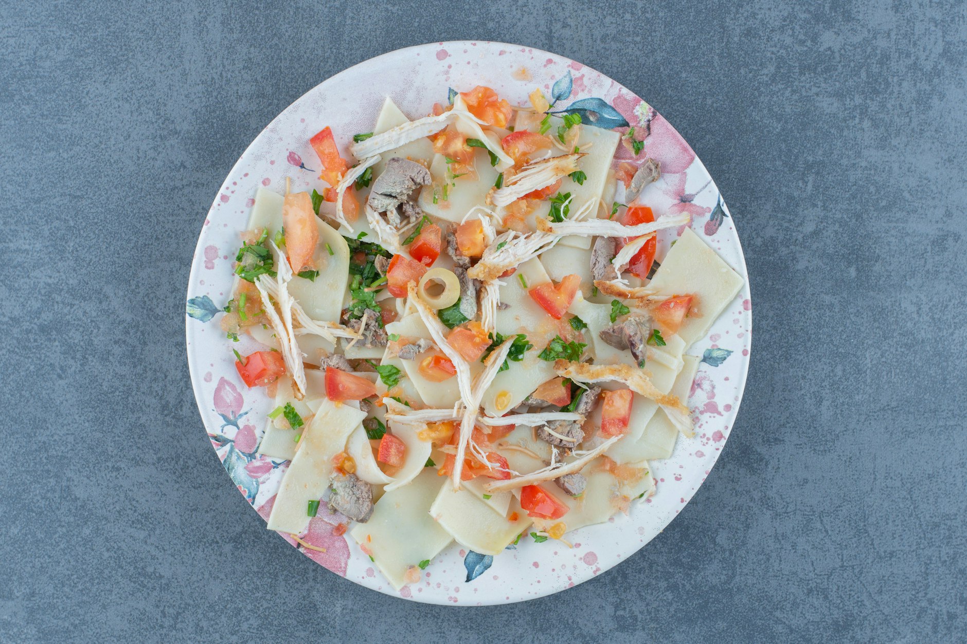 DDR-Koch Kurz Drummer präsentierte den deftigen Käsesalat, auch Berliner Käsefrühstück genannt.