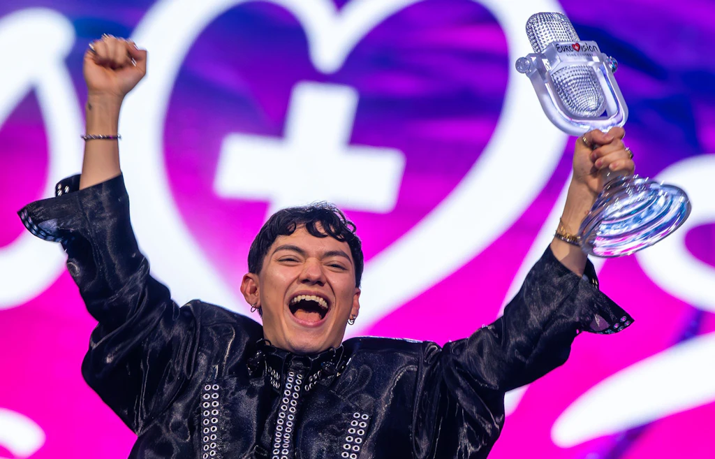 Mit diesem Muskel-Trick gewinnt Österreich den Eurovision Song Contest!