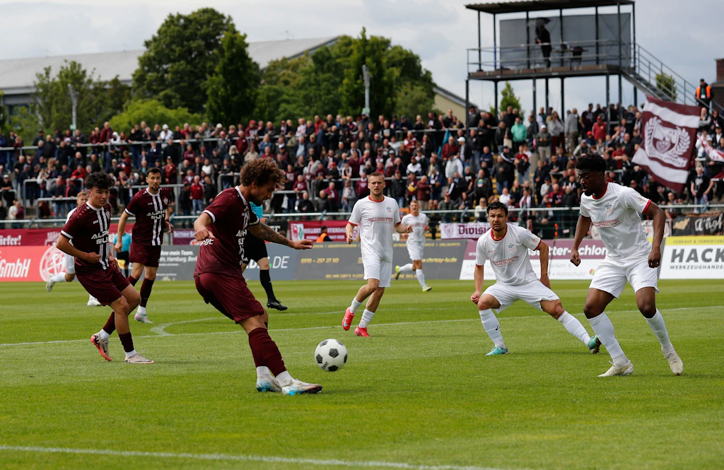 Pokalfinale: Im Mommsenstadion holt den BFC Dynamo der Millionen-Ärger ein