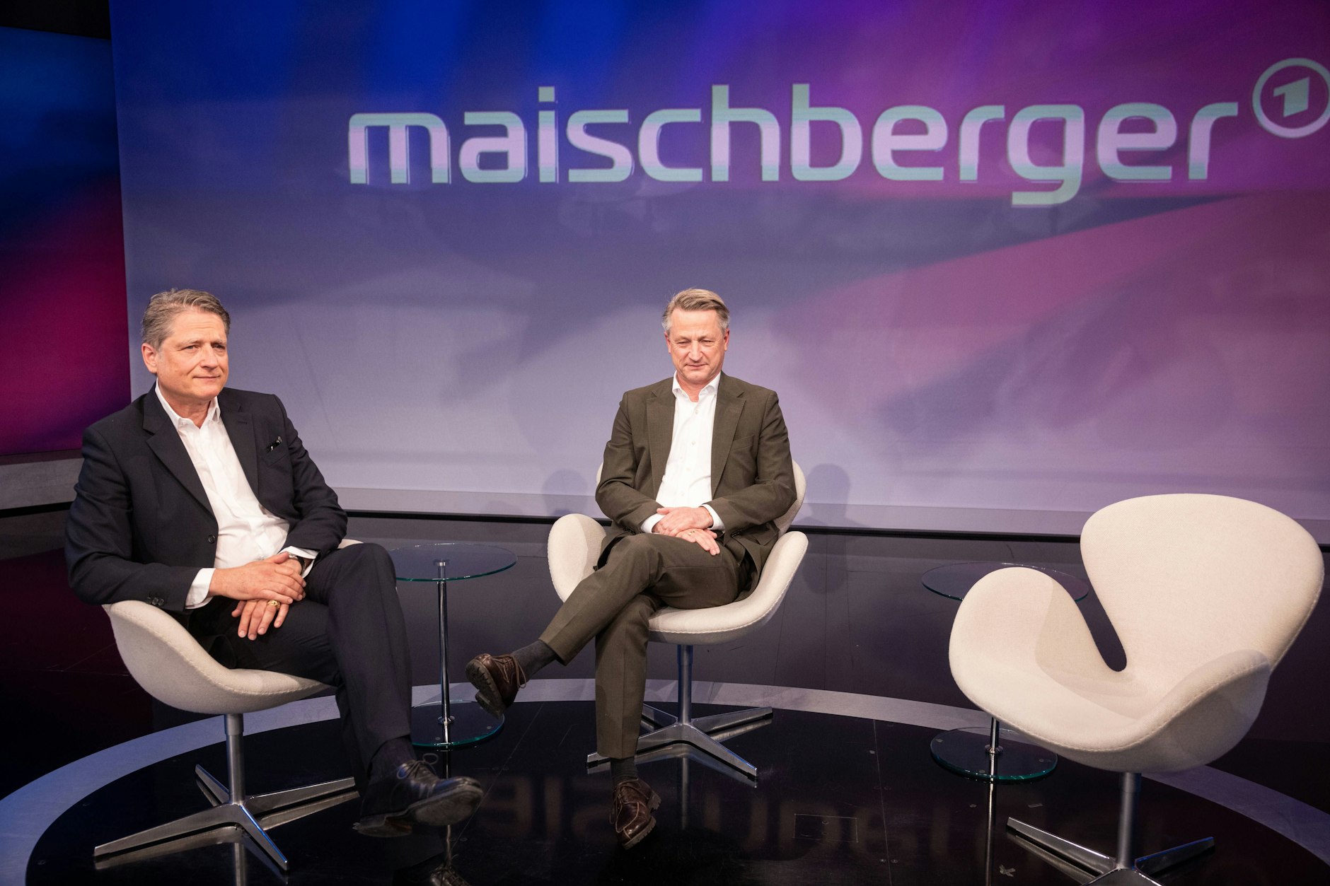 Jakob Augstein (l.), Verleger von Der Freitag, und Nikolaus Blome, Politikchef bei RTL/n-tv, zu Gast am Montagabend bei „Maischberger“.