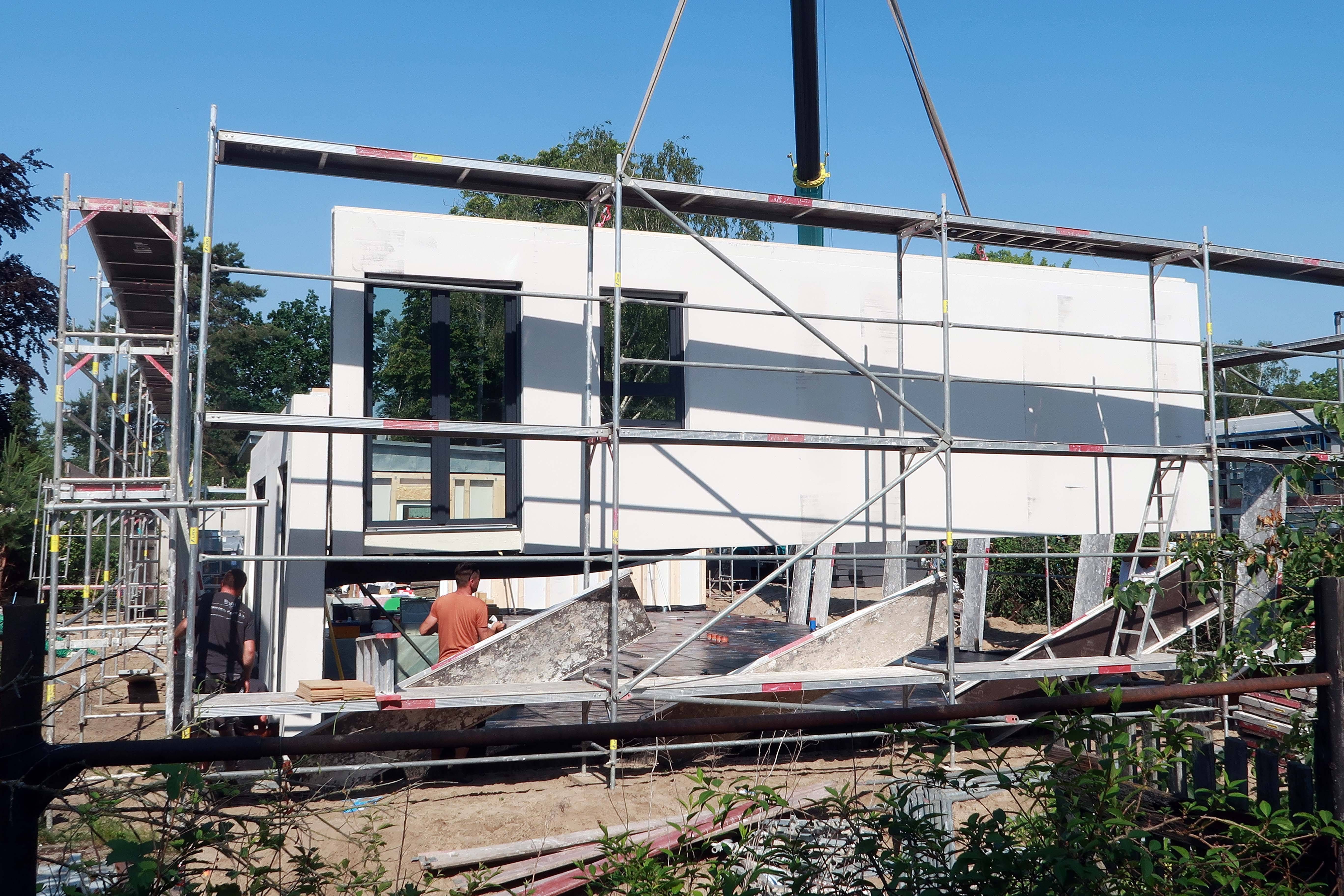 Baukrise in Berlin: Genehmigungen bei Zweifamilienhäusern sinken um mehr als 60 Prozent