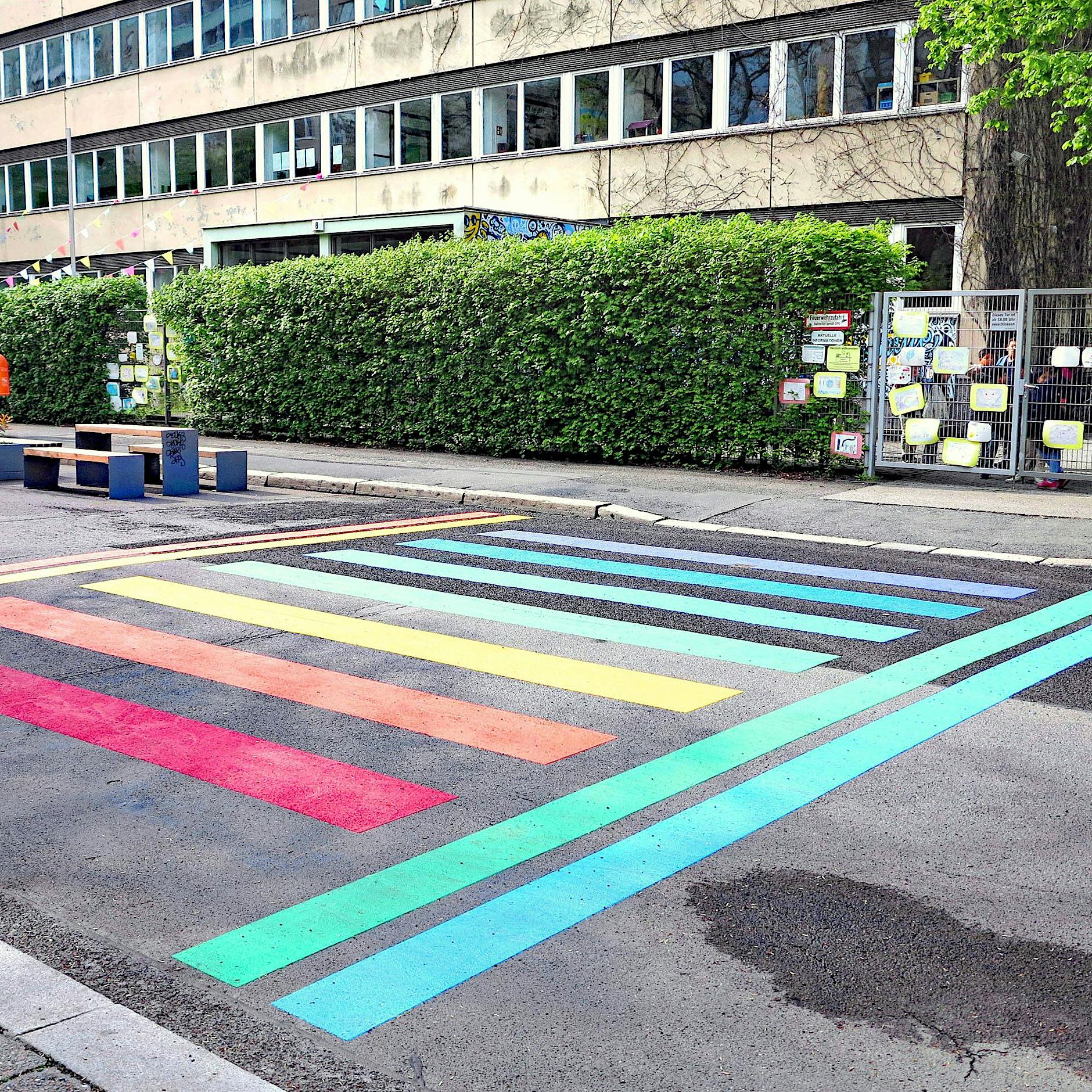 Friedrichshain-Kreuzberg: Jane-Goodall-Grundschule in Scharnweberstraße wird verkehrsfrei