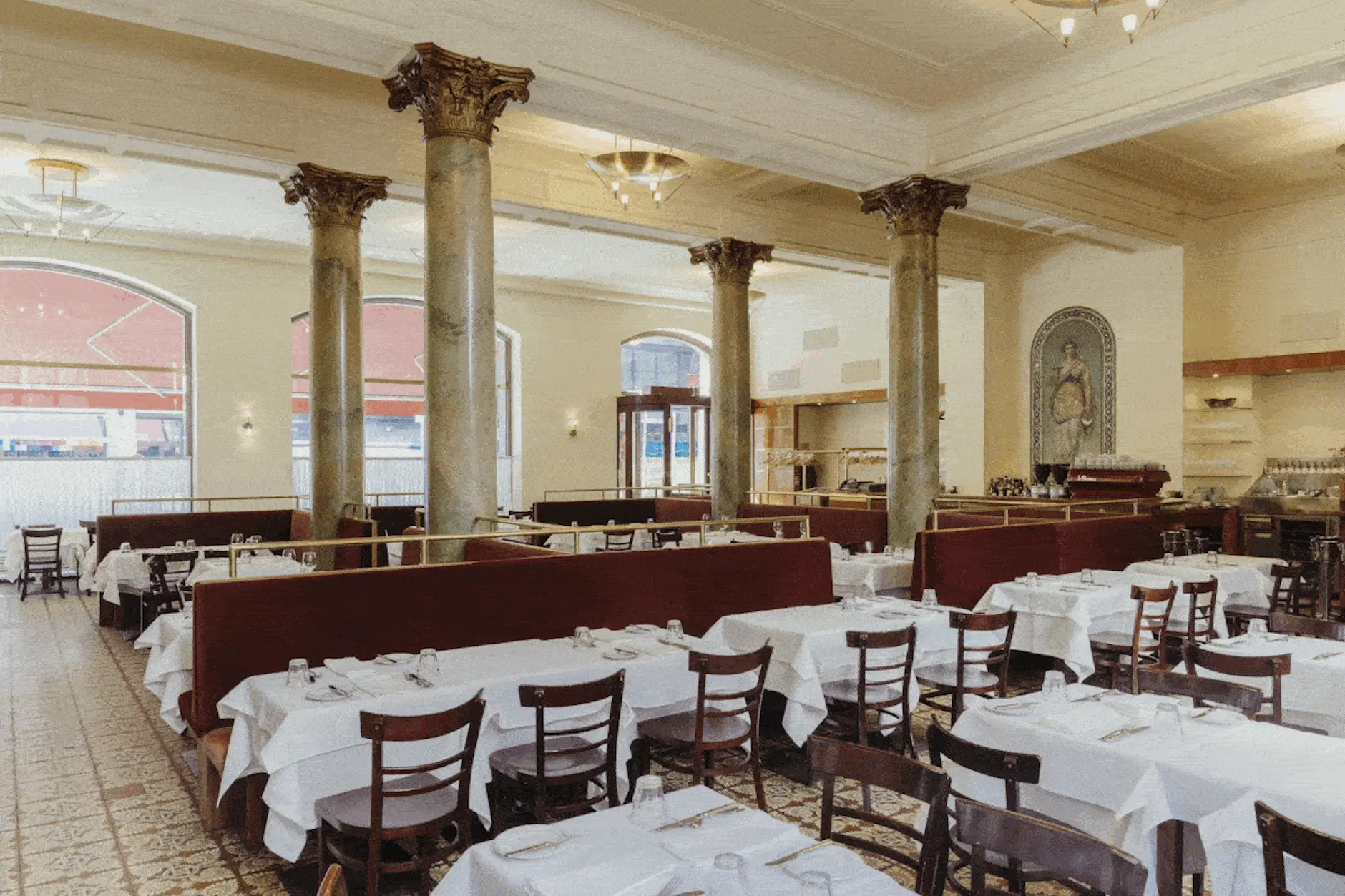 Unverwechselbar: Borchardt und Grill Royal ziehen das selbe Klientel an, haben aber ganz eigene Identitäten.