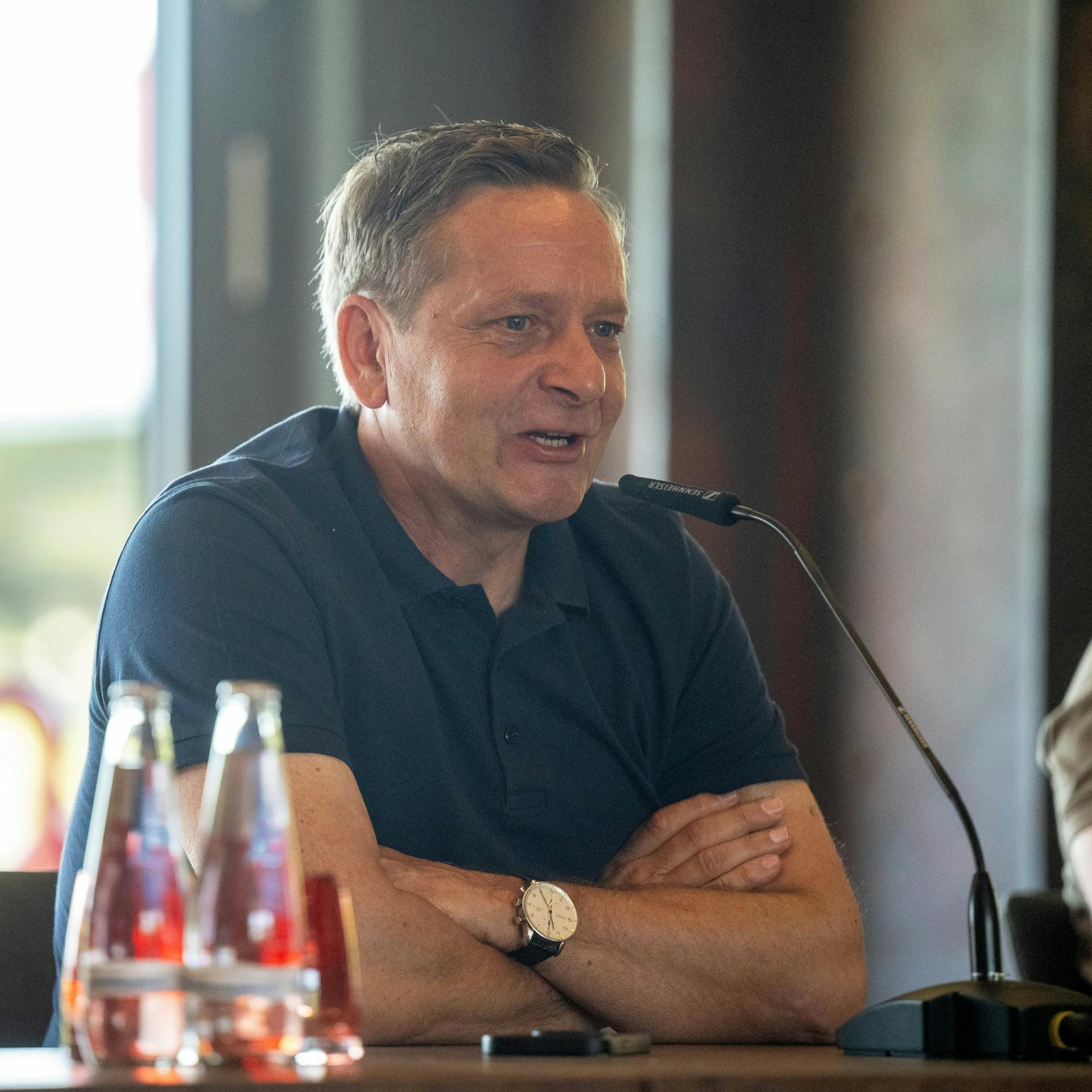 Union-Sportchef Horst Heldt ist auf der Suche nach kampfstarken Spielern.