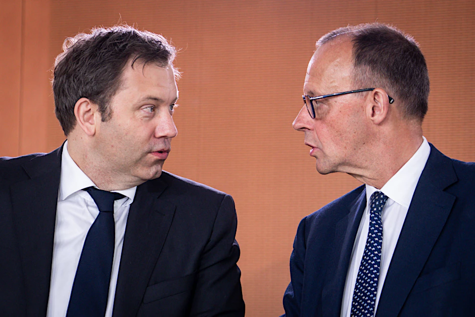 Lars Klingbeil (l., SPD) und Friedrich Merz (CDU): Wen kümmert hier die Meinungsfreiheit?