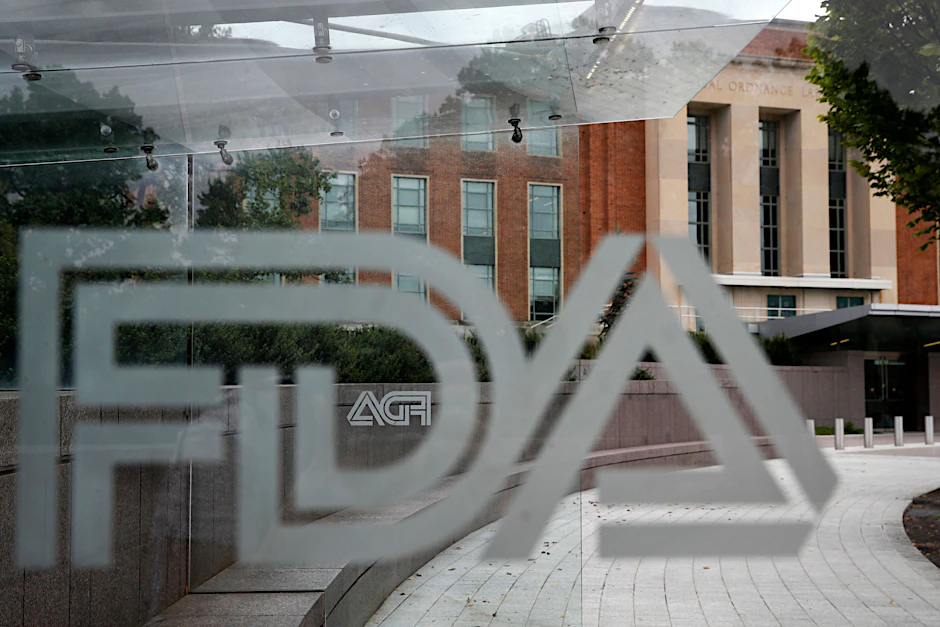 Die US-Arzneimittelbehörde FDA fordert Impfstoffhersteller auf, die Warnhinweise zu möglichen Nebenwirkungen der mRNA-Impfstoffe zu erweitern.