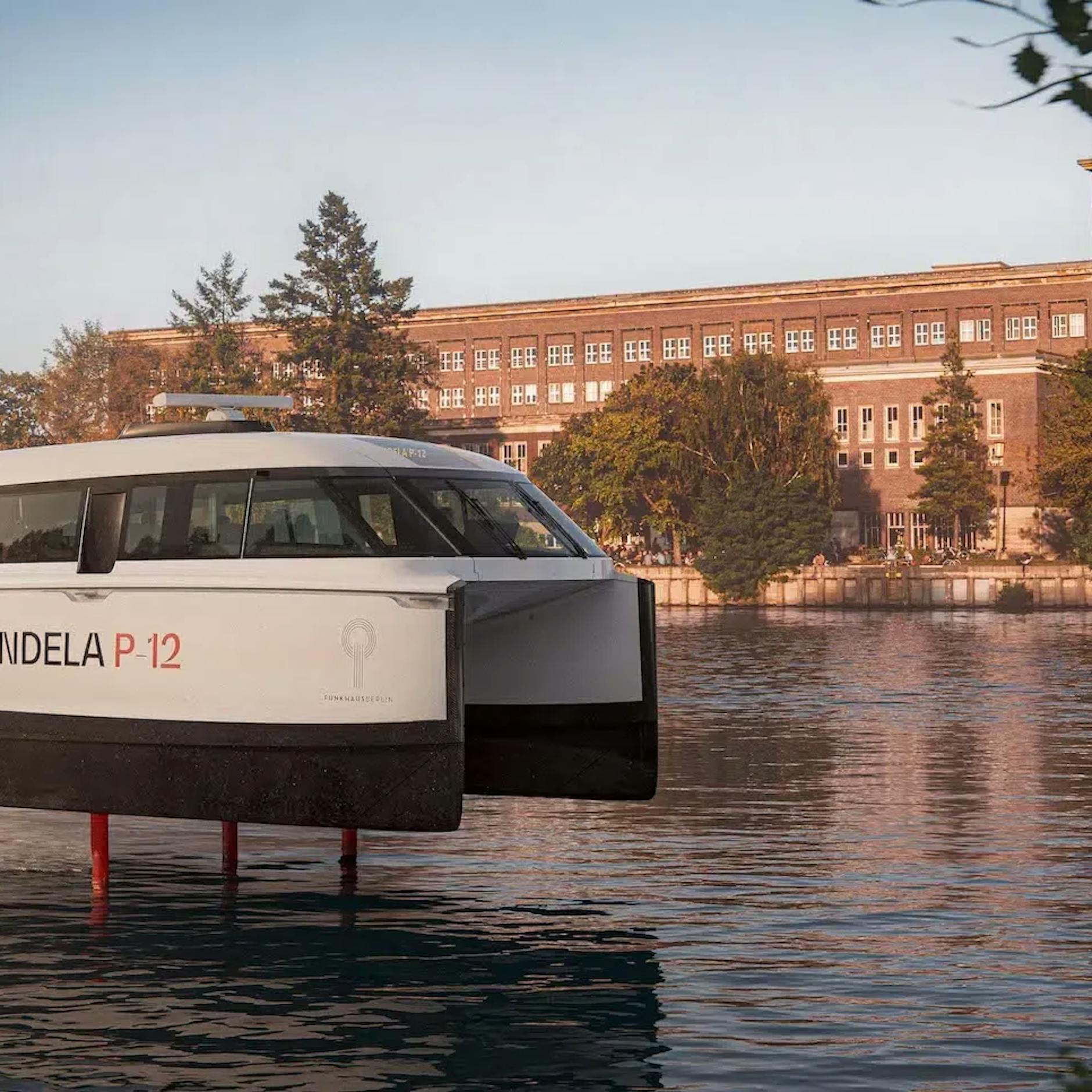 Image - Berlin im Fluss: Plan für Wassertaxi versenkt – elektrische Schnellfähre kommt