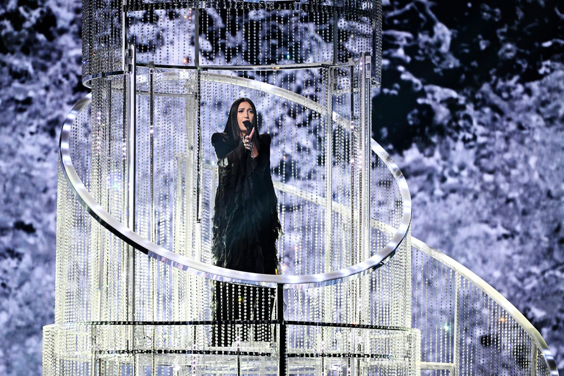 Yuval Raphael bei ihrem Auftritt beim ESC.