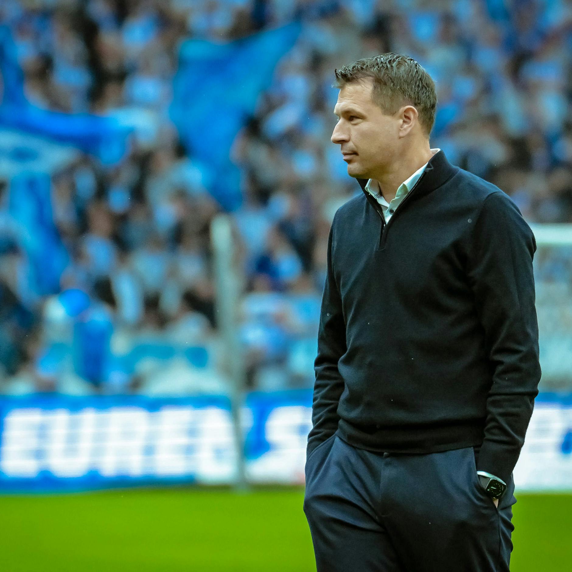 Hertha-Sportdirektor Benjamin Weber schaut kritisch auf die abgelaufene Saison zurück.