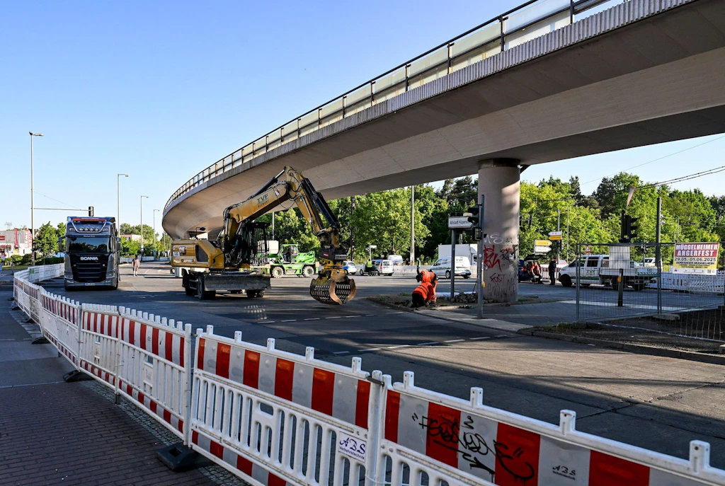 Berlin'deki Wuhlheide'de Köprü: Şimdi yıkım başlıyor