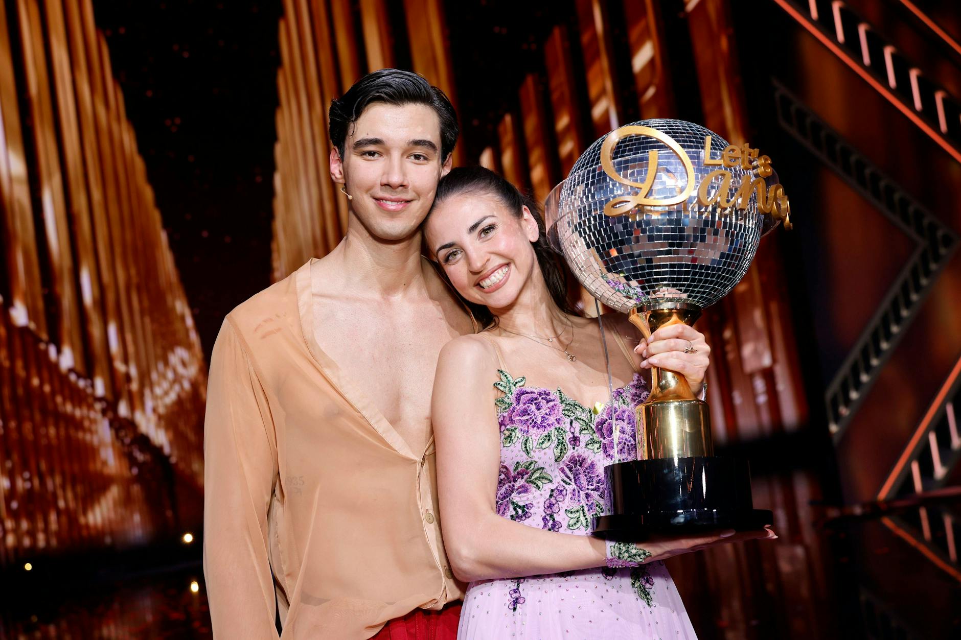 Diego Pooth und Tänzerin Ekaterina Leonova gewannen das Finale der 18. Staffel „Lets Dance“.