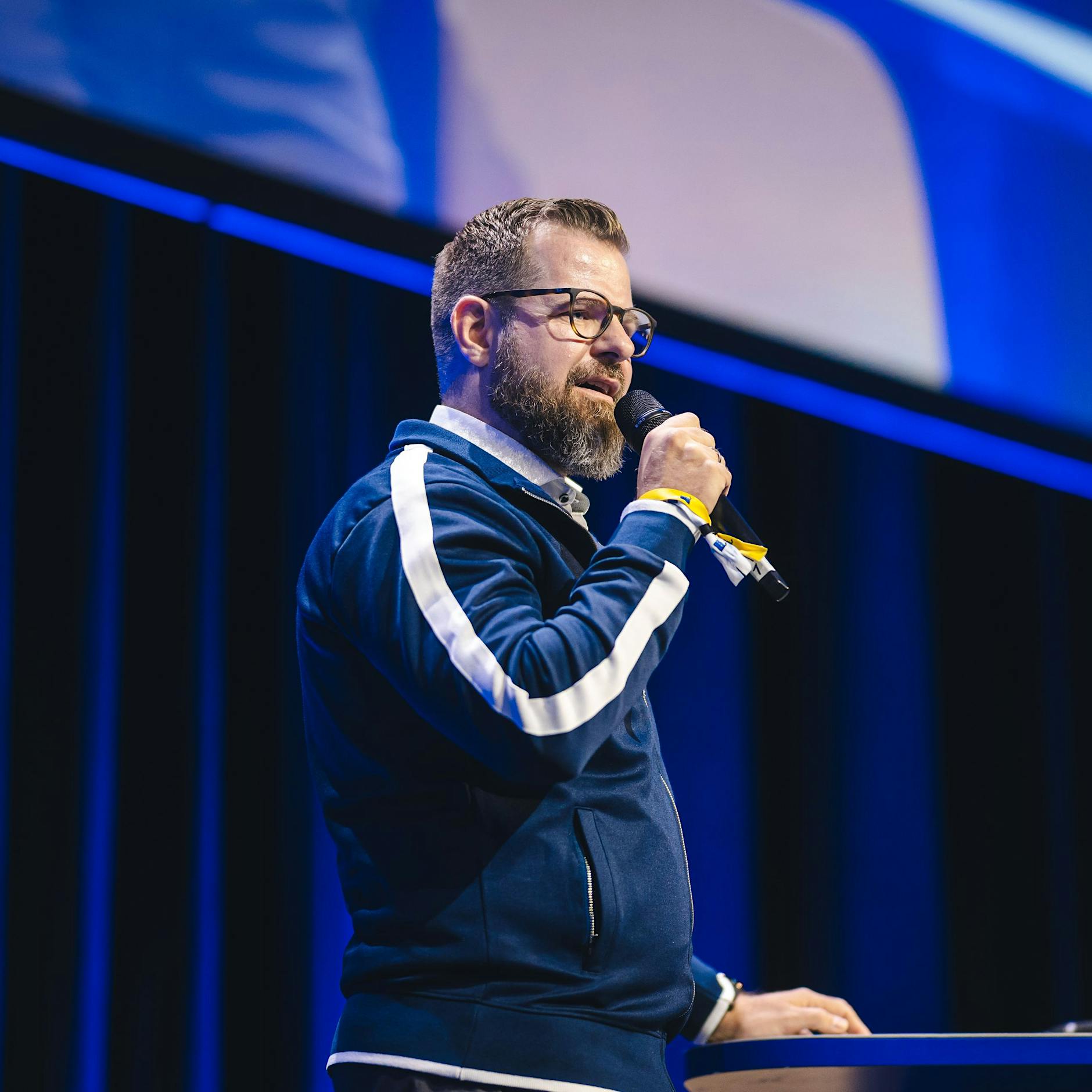 Hoppla! Hertha BSC wird mutig: Finanznot, aber Aufstieg 2026