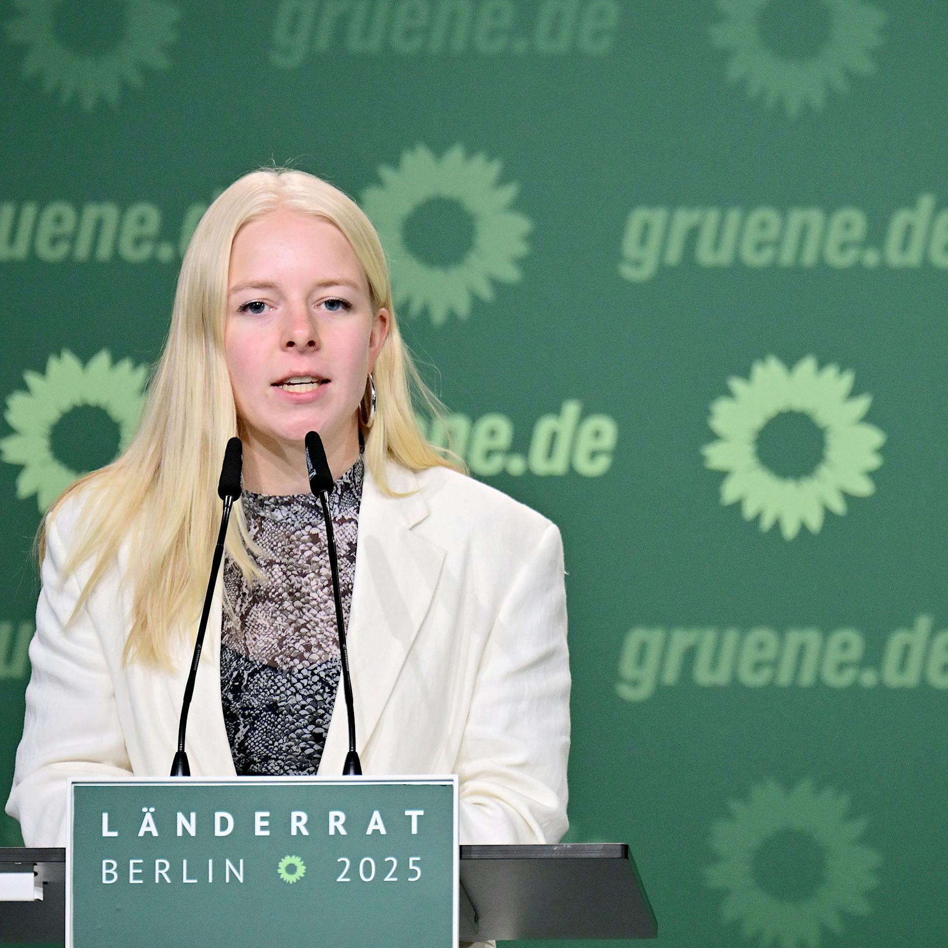 Grüne-Jugend-Chefin Jette Nietzard mit ACAB-Pullover: Volker Beck spricht von Menschenfeindlichkeit