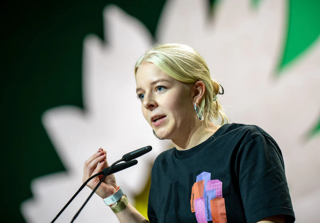 ACAB-Pullover: Grünen-Parteispitze fordert Entschuldigung von Jette Nietzard