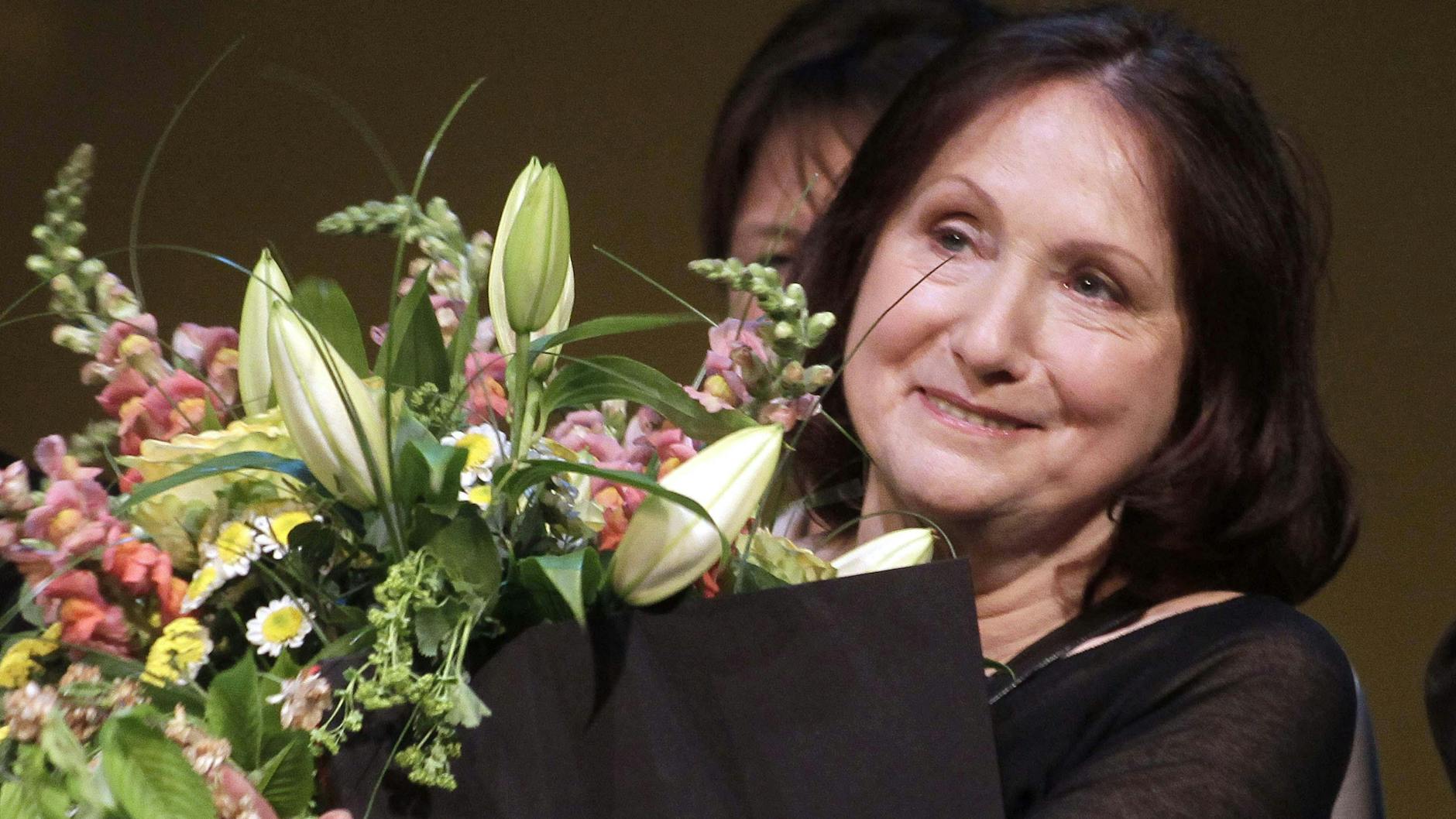 Margit Bendokat sprach im DDR-Hörspiel „Das Katzenhaus“ die Henne, stand in ihrer Karriere auch oft auf der Theaterbühne. Sie lebt in Berlin.