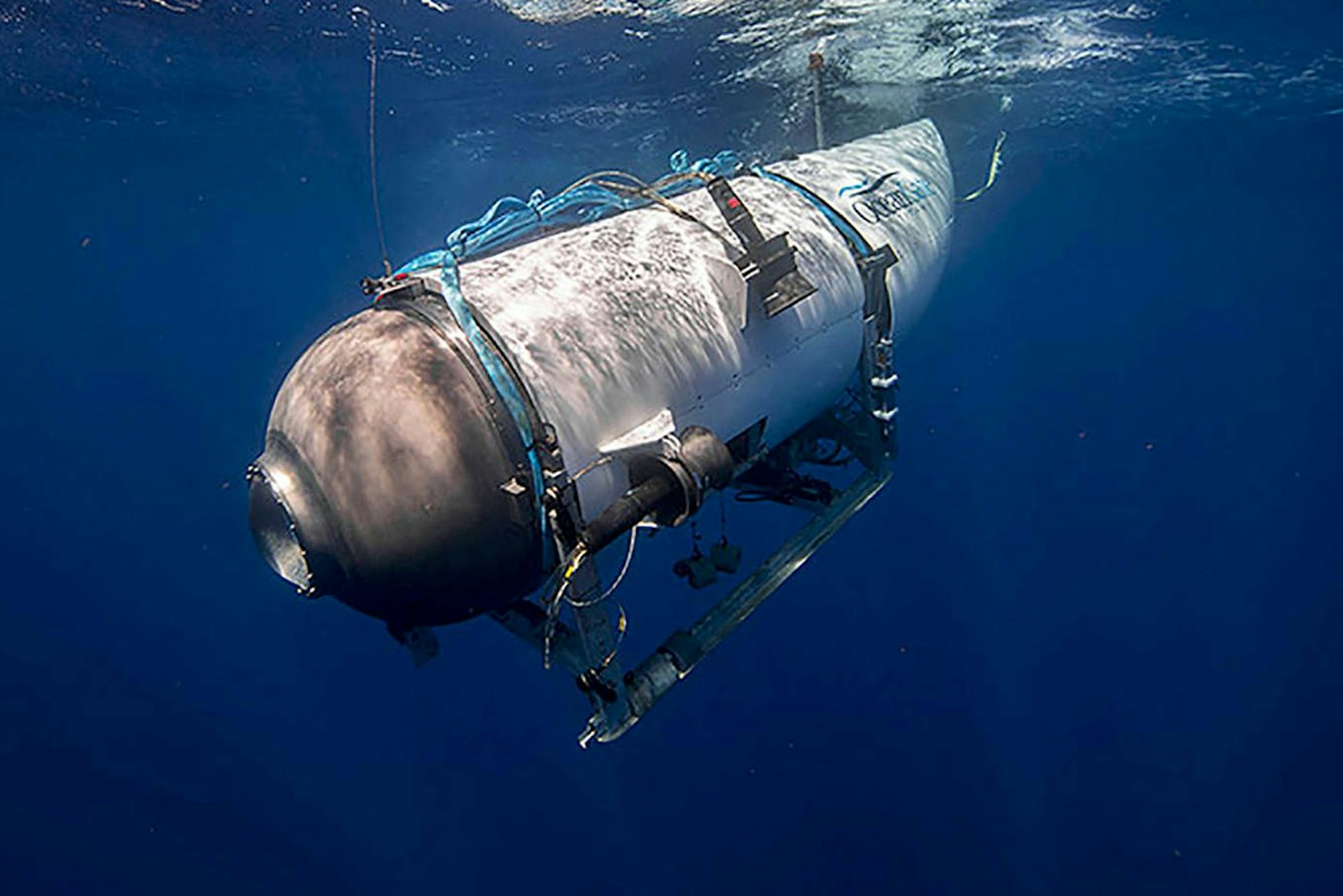 Die fünf Insassen an Bord der Titan wollten zum Wrack der Titanic. Doch die Tour endete tragisch: Das U-Boot implodierte, die Passagiere wurden von den Wassermassen zerquetscht.