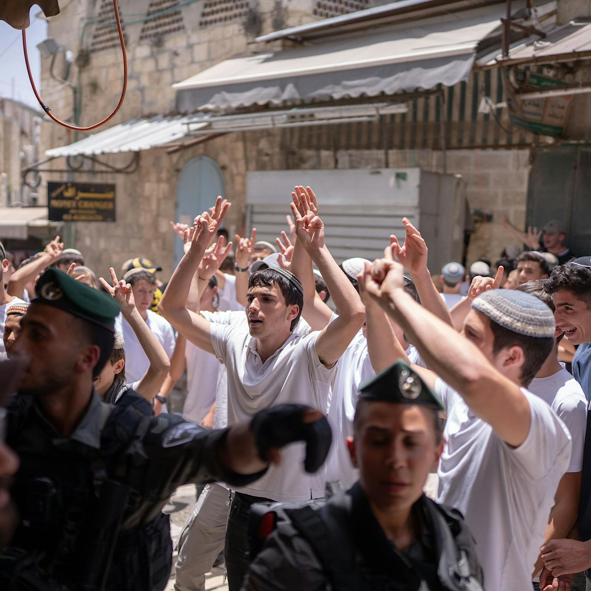 Jerusalem: Eskalationen bei Marsch von ultrarechten Israelis – Demonstranten rufen „Tod den Arabern“