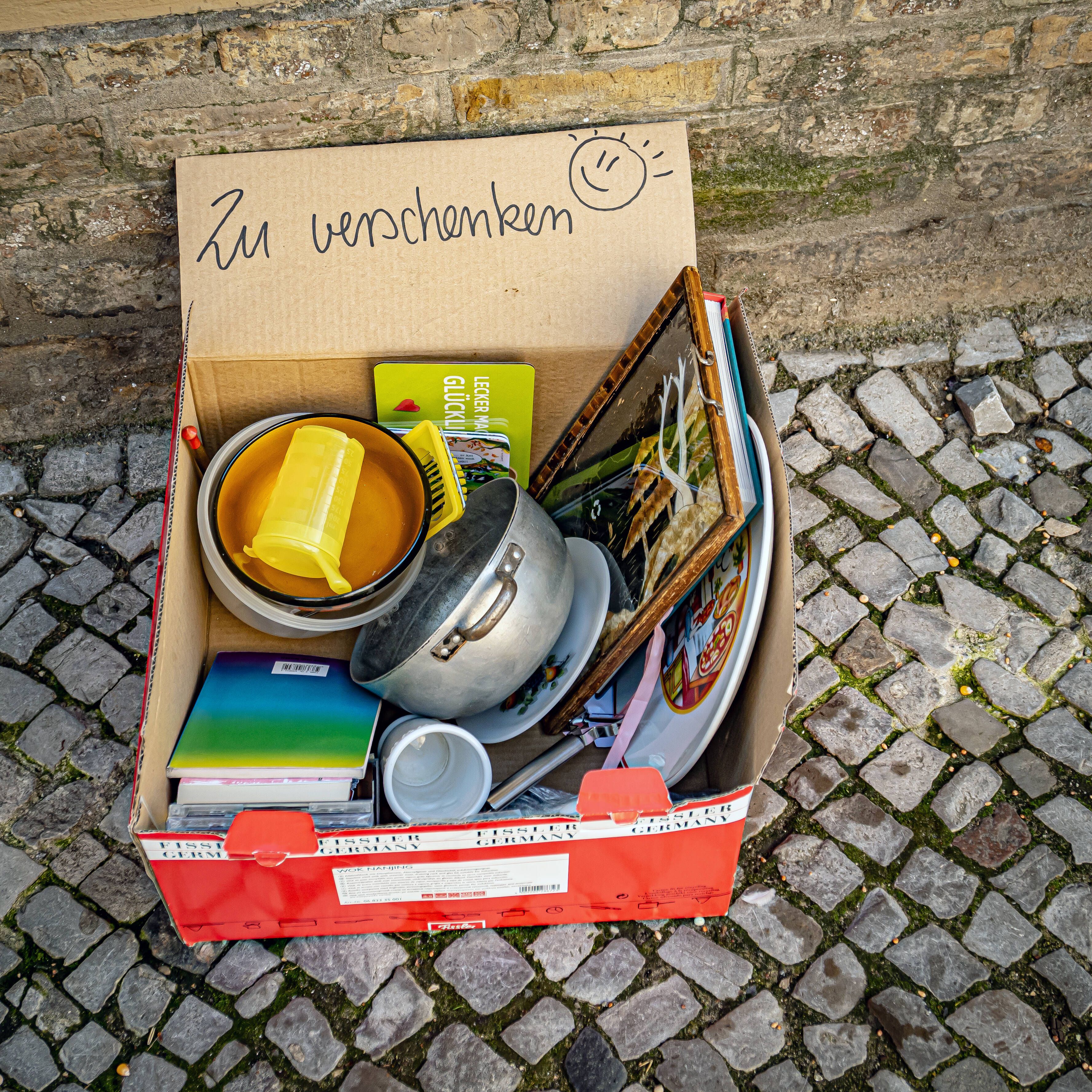 „Zu verschenken“-Kiste kostet bis zu 400 Euro Strafe