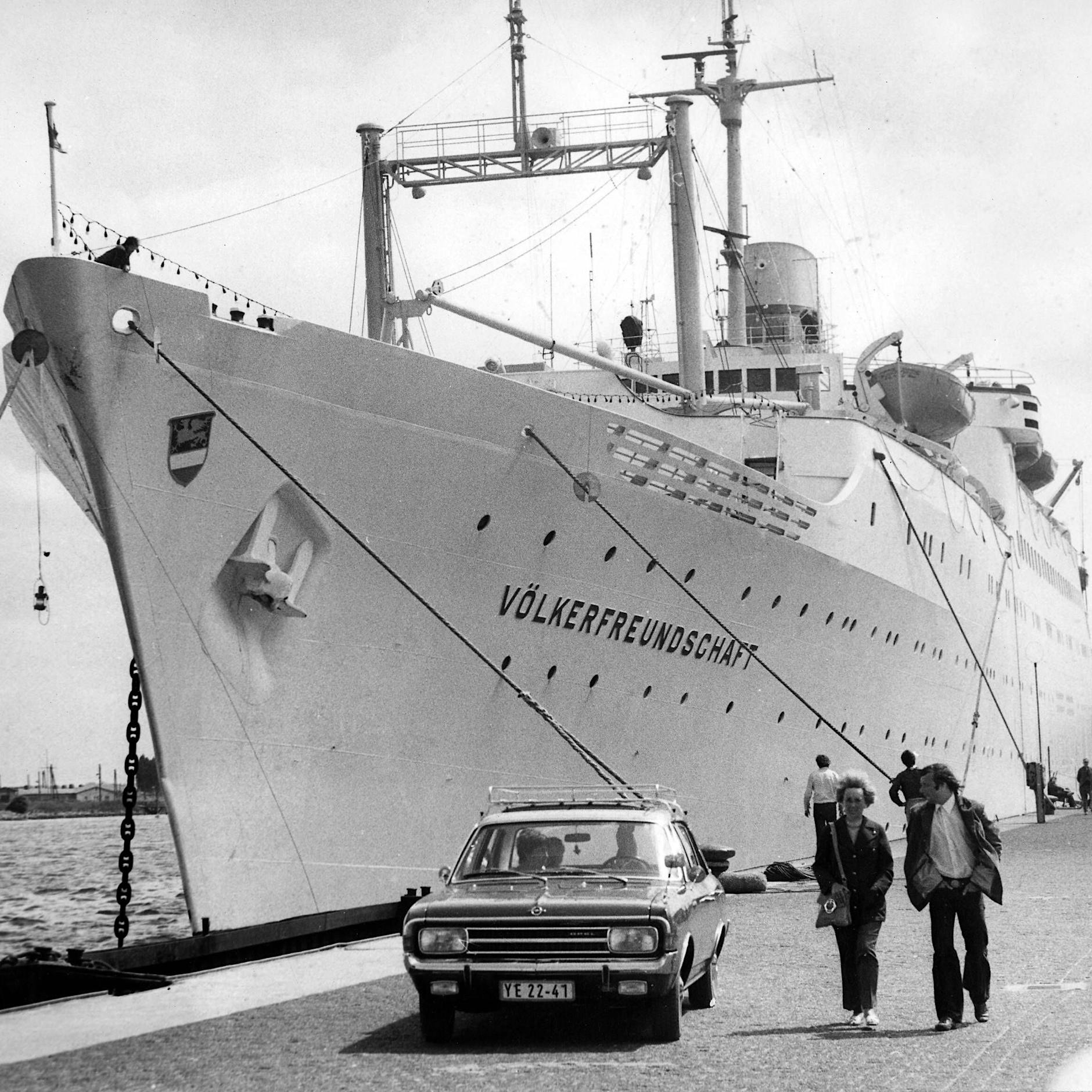 Traurige „MS Völkerfreundschaft“: Traumschiff der DDR verscherbelt!