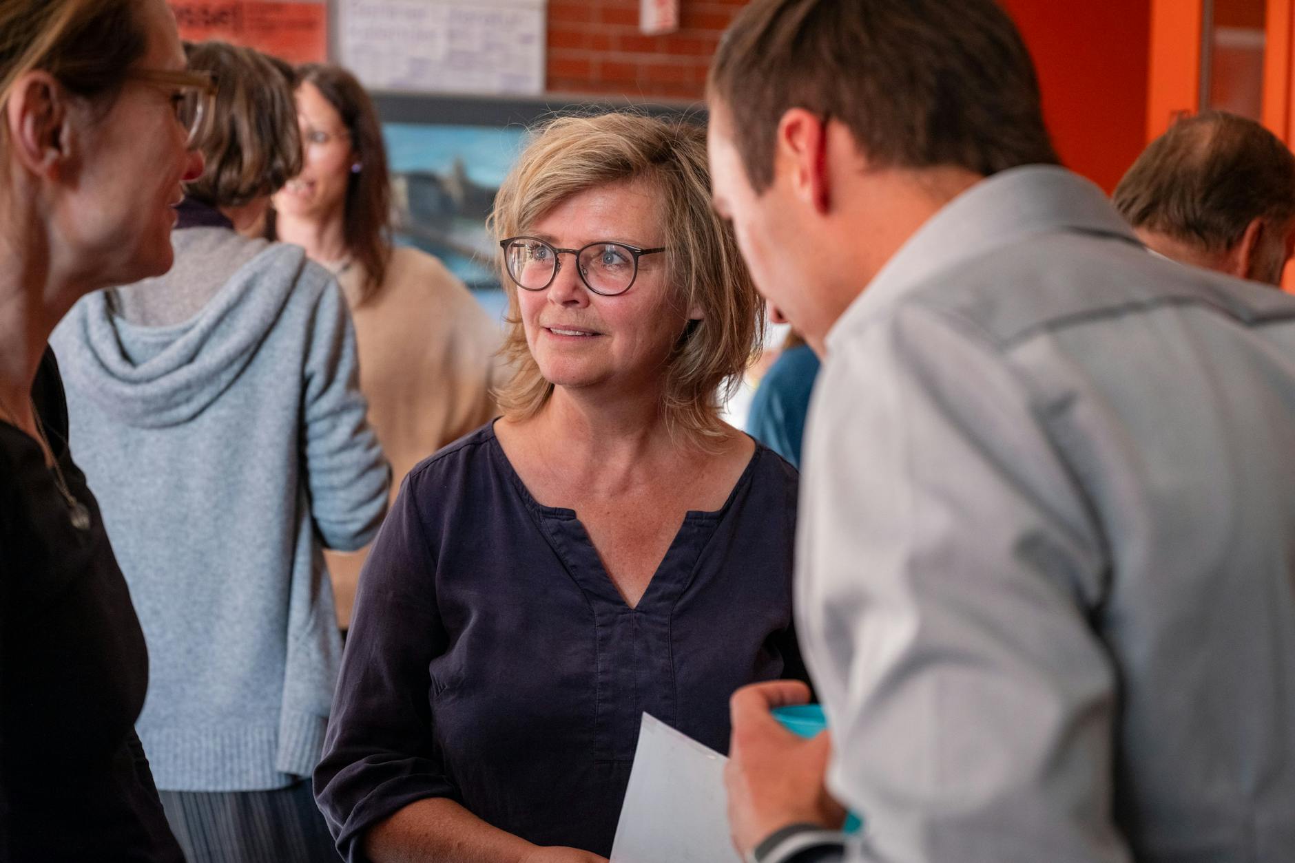 Ulrike Klausnitzer, Schwester des vermissten Hochschullehrers, bei der Gedenkfeier am Institut für Deutsche Literatur der Berliner Humboldt-Universität