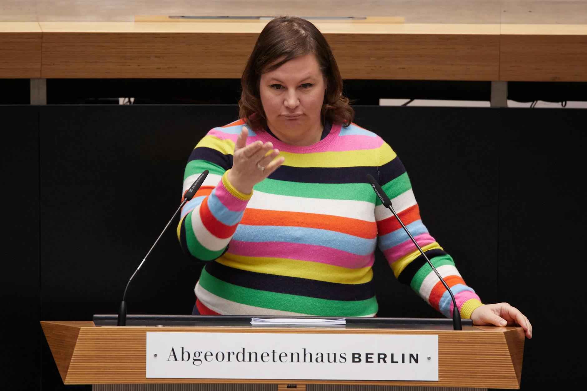 Antje Kapek (Grüne) bei einer Rede im Berliner Abgeordnetenhaus
