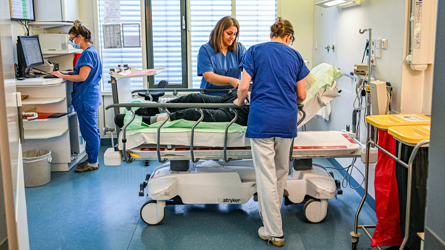 Alltag auf der Station eines Vivantes-Krankenhauses. Die 20.215 Beschäftigten des Klinikkonzerns kommen aus 132 Ländern.