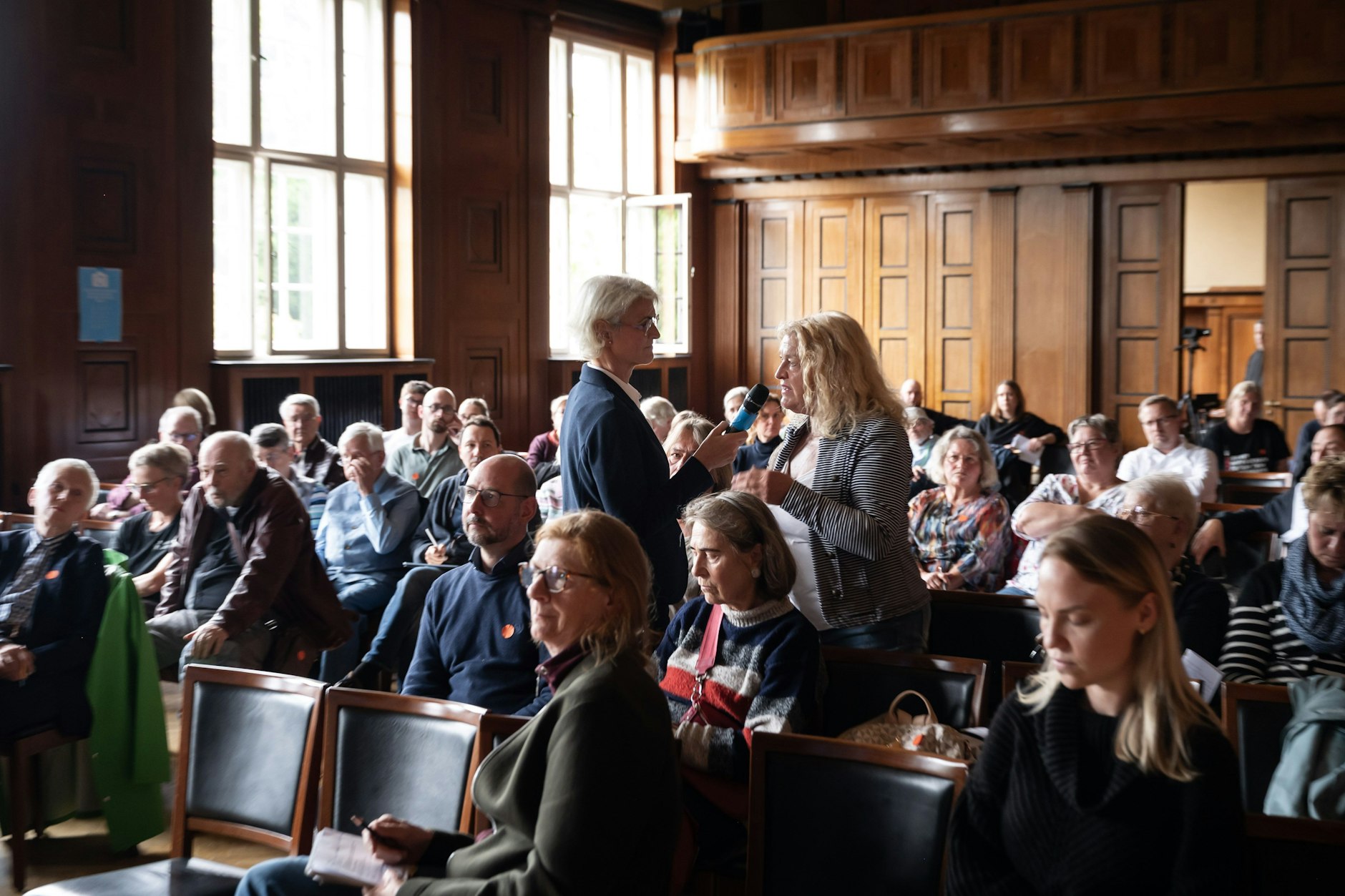 Bei der öffentlichen Abschlussveranstaltung zum Innenentwicklungskonzept Plänterwald wurden die überarbeiteten Vorschläge präsentiert, begleitetet von hitzigen Debatten.