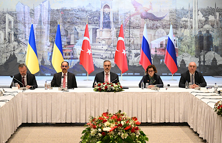 Russland und die Ukraine hielten am 16. Mai erstmals eine direkte Verhandlung über den Ukrainekrieg in der Türkei ab.