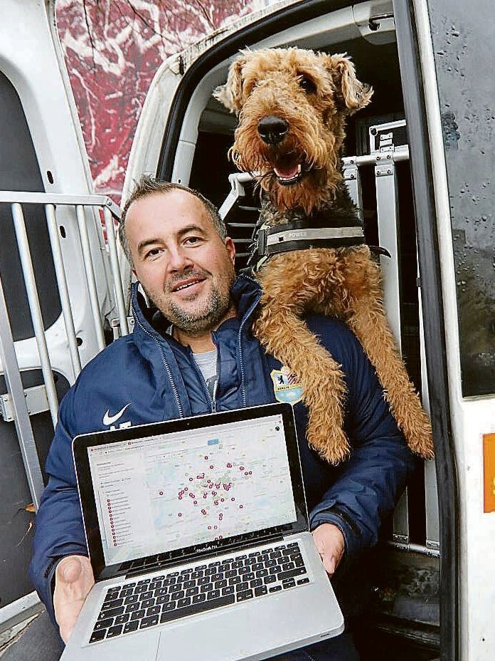 Adam Tesmer hat seinen Hund Taylor zum Bettwanzen-Spürhund ausgebildet. Er kümmert sich überall in Berlin um die Plagegeister.